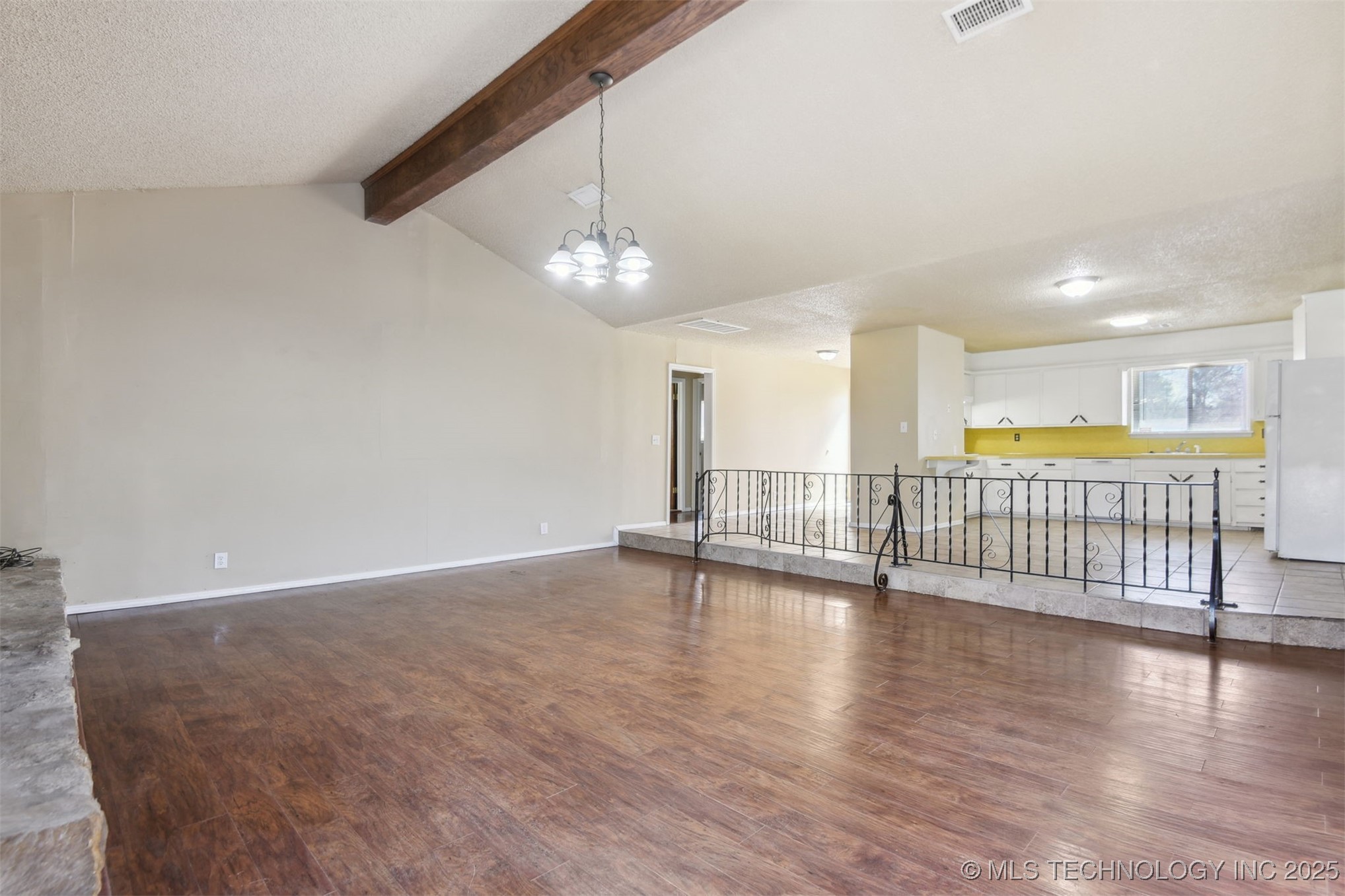 2107 E 52nd Place Property Photo 7