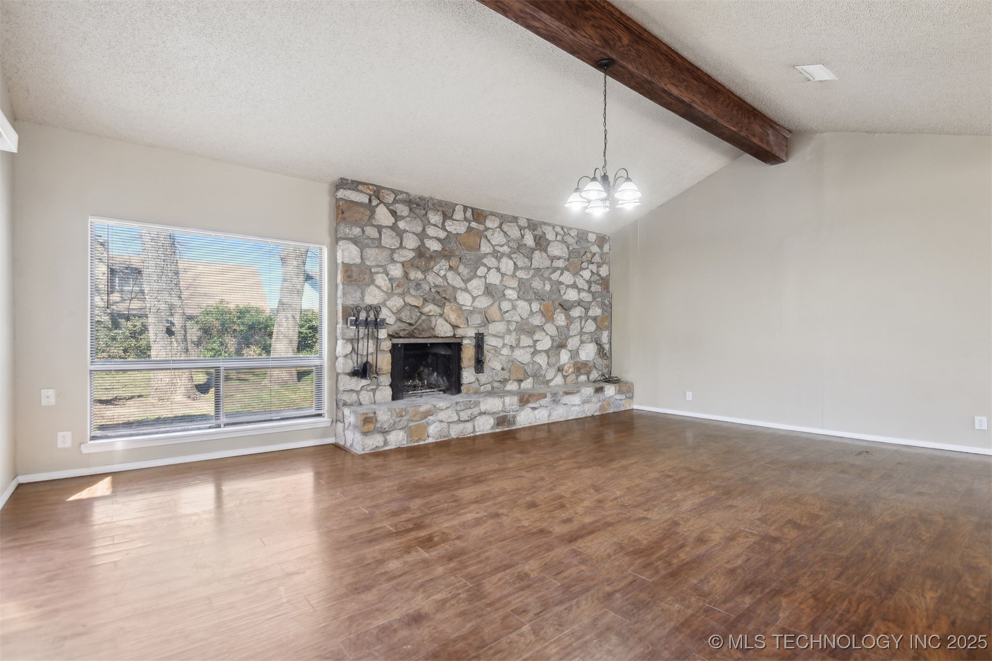 2107 E 52nd Place Property Photo 8