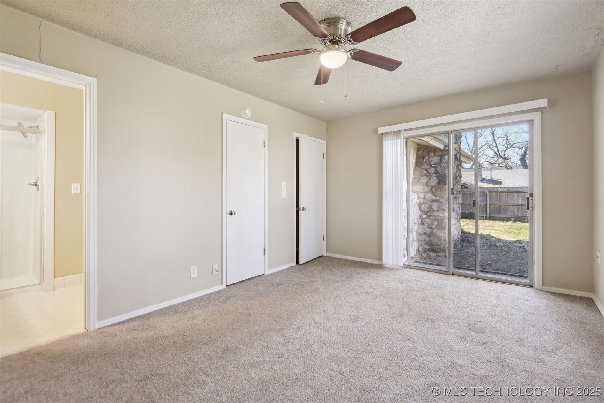 2107 E 52nd Place Property Photo 15