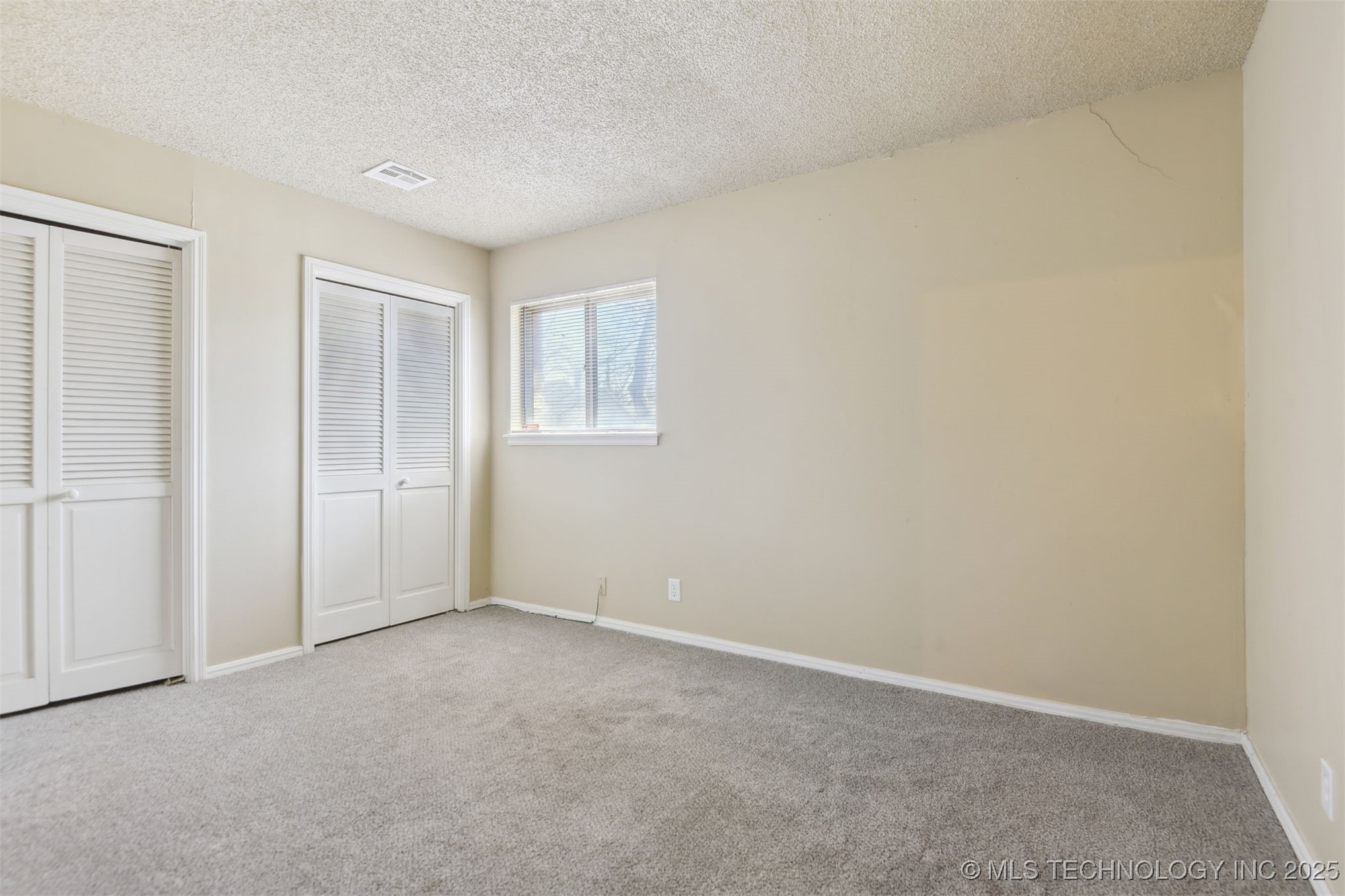 2107 E 52nd Place Property Photo 21