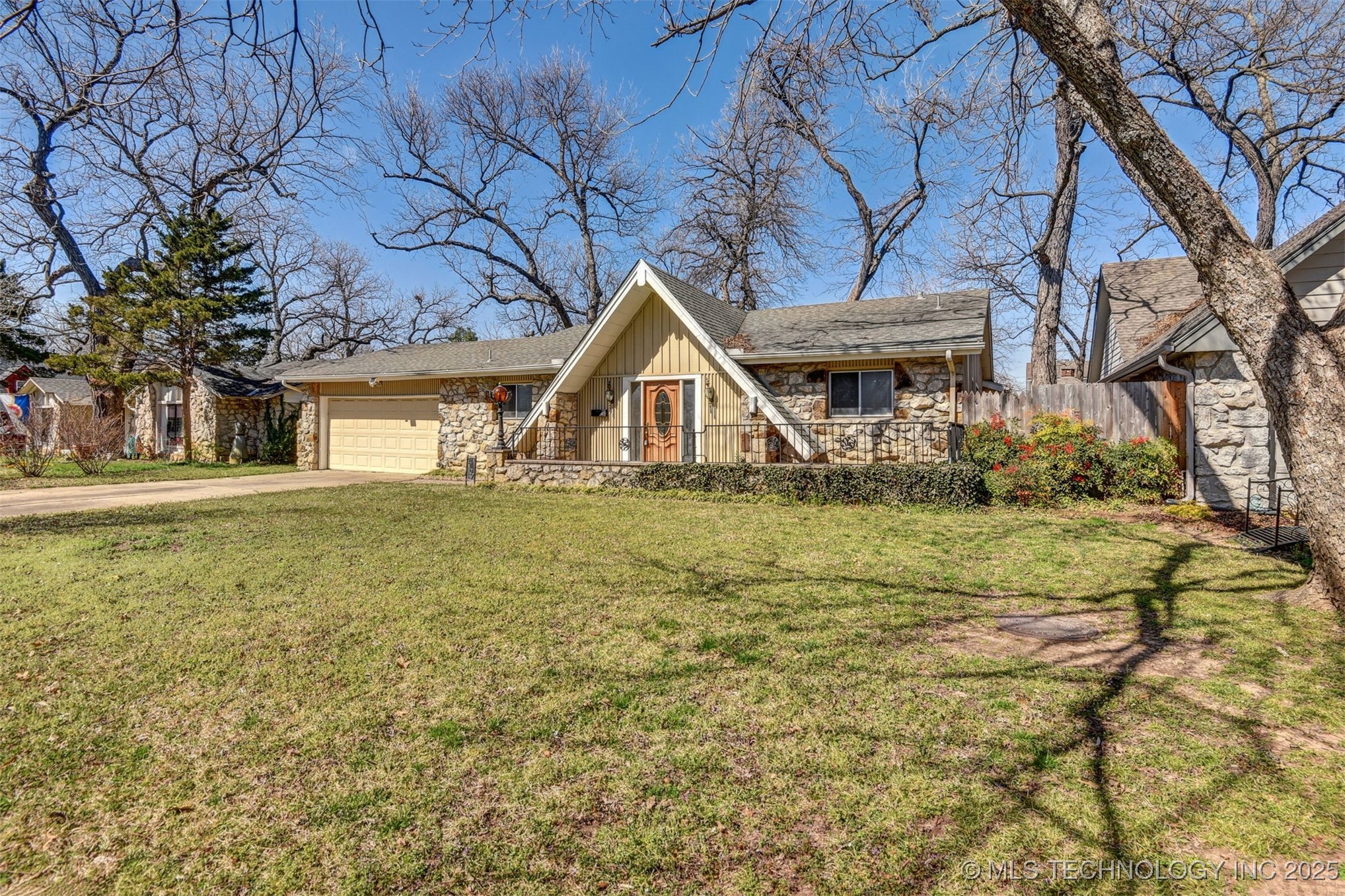 2107 E 52nd Place Property Photo 27