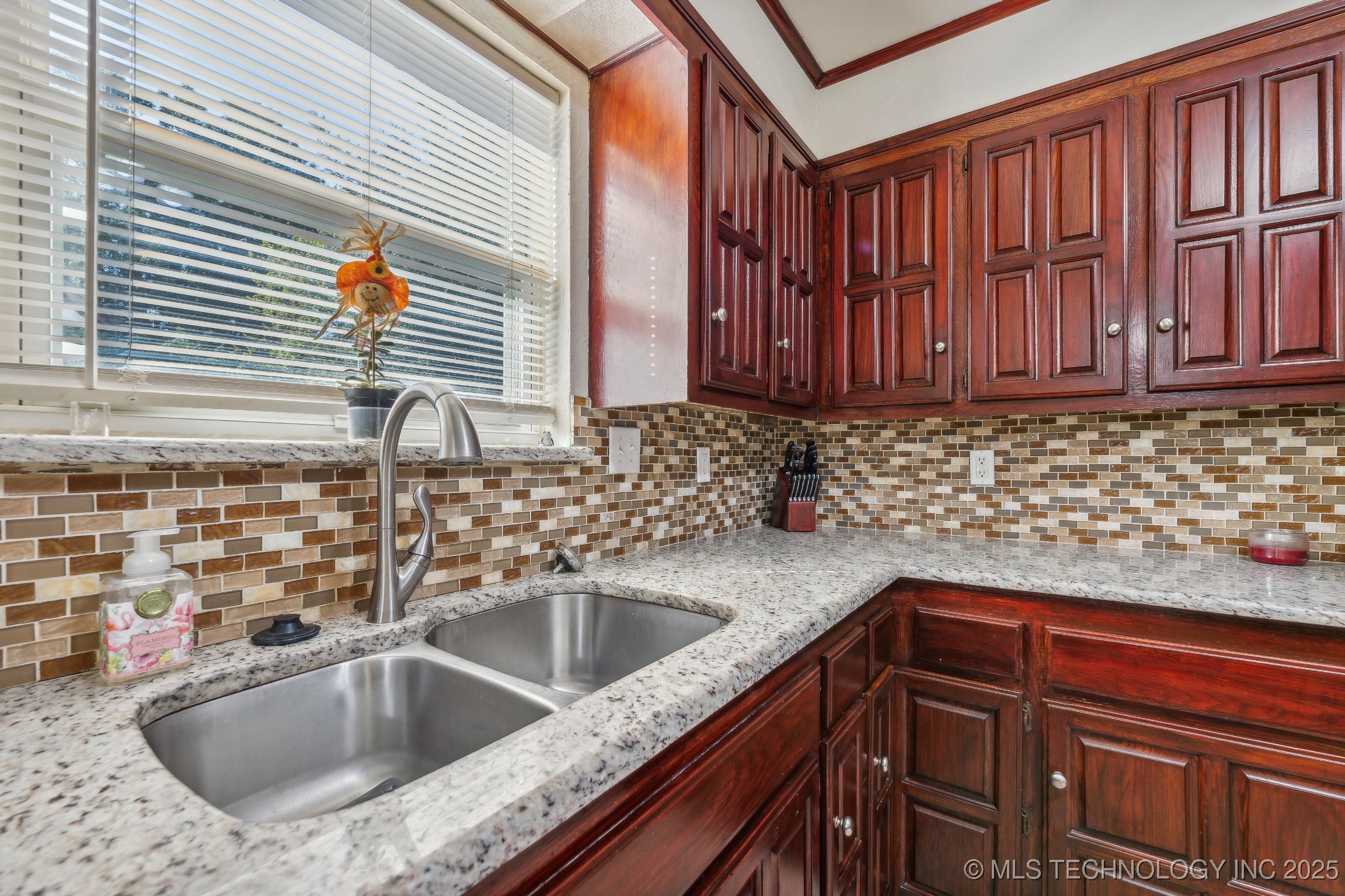 6506 E 99th Street Property Photo 10