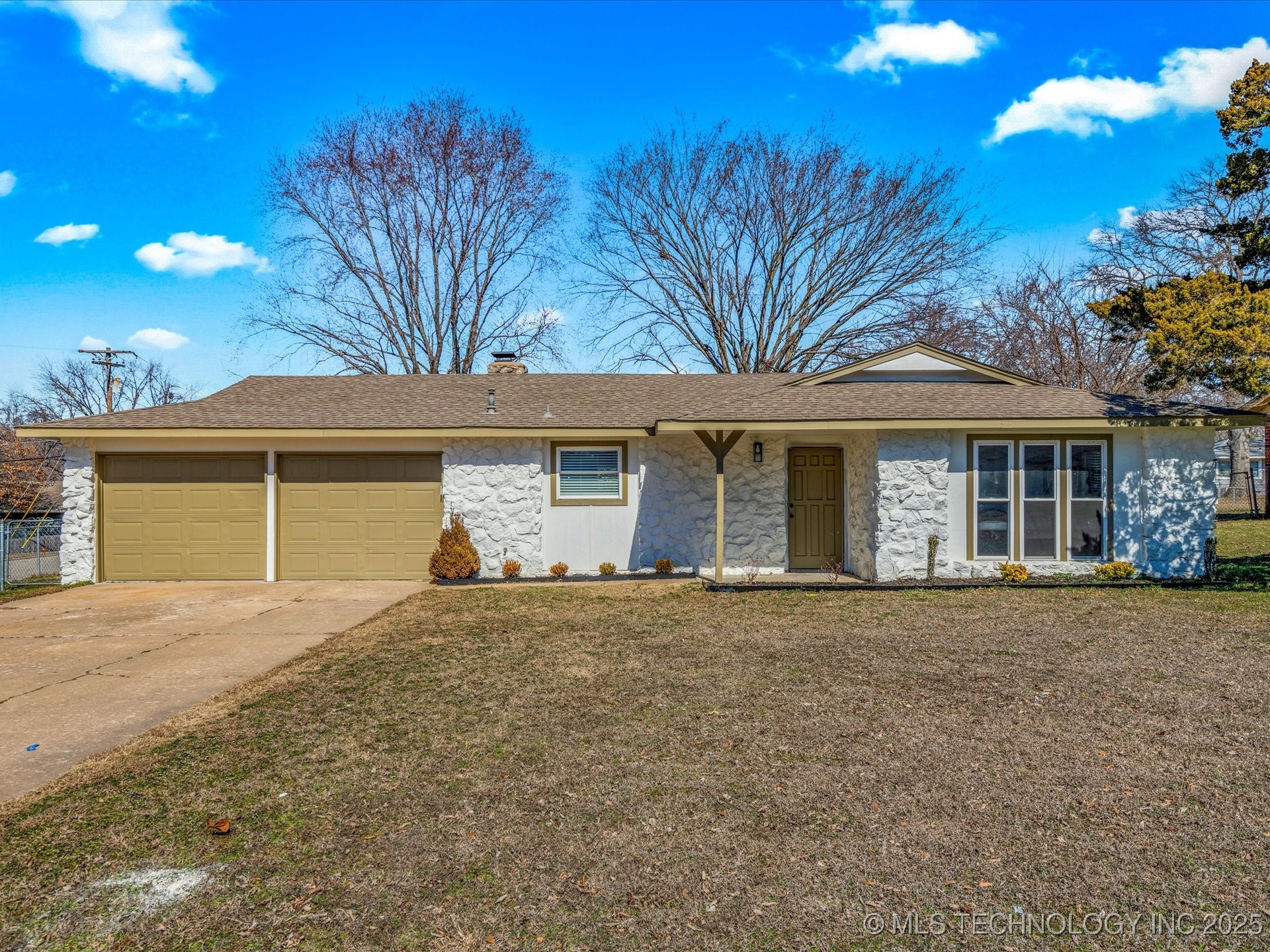 3600 Henrietta Avenue Property Photo
