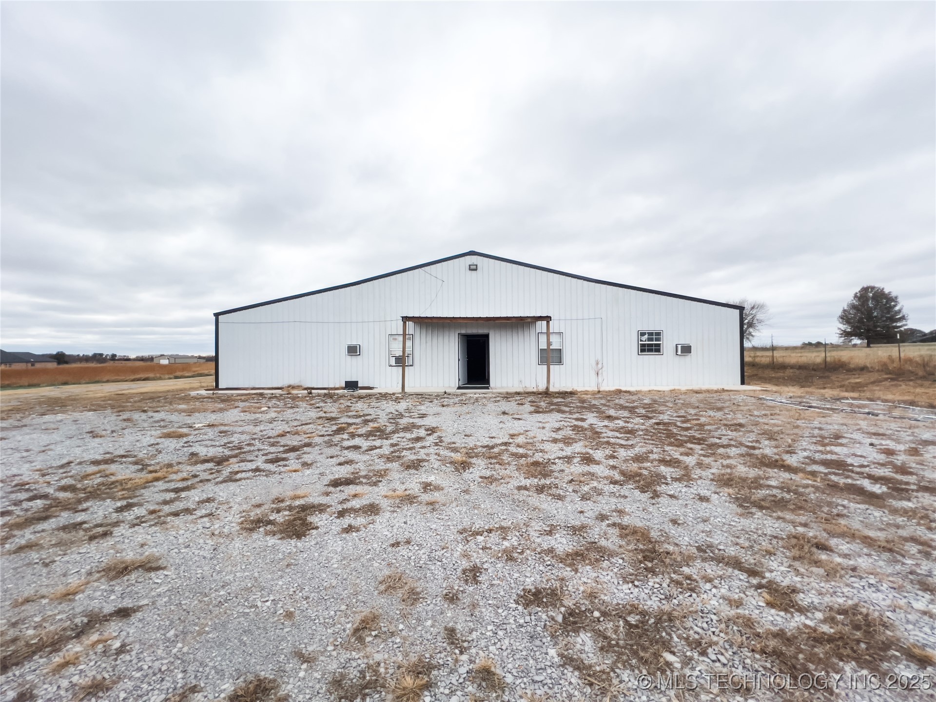 10190 S 426 Road Property Photo