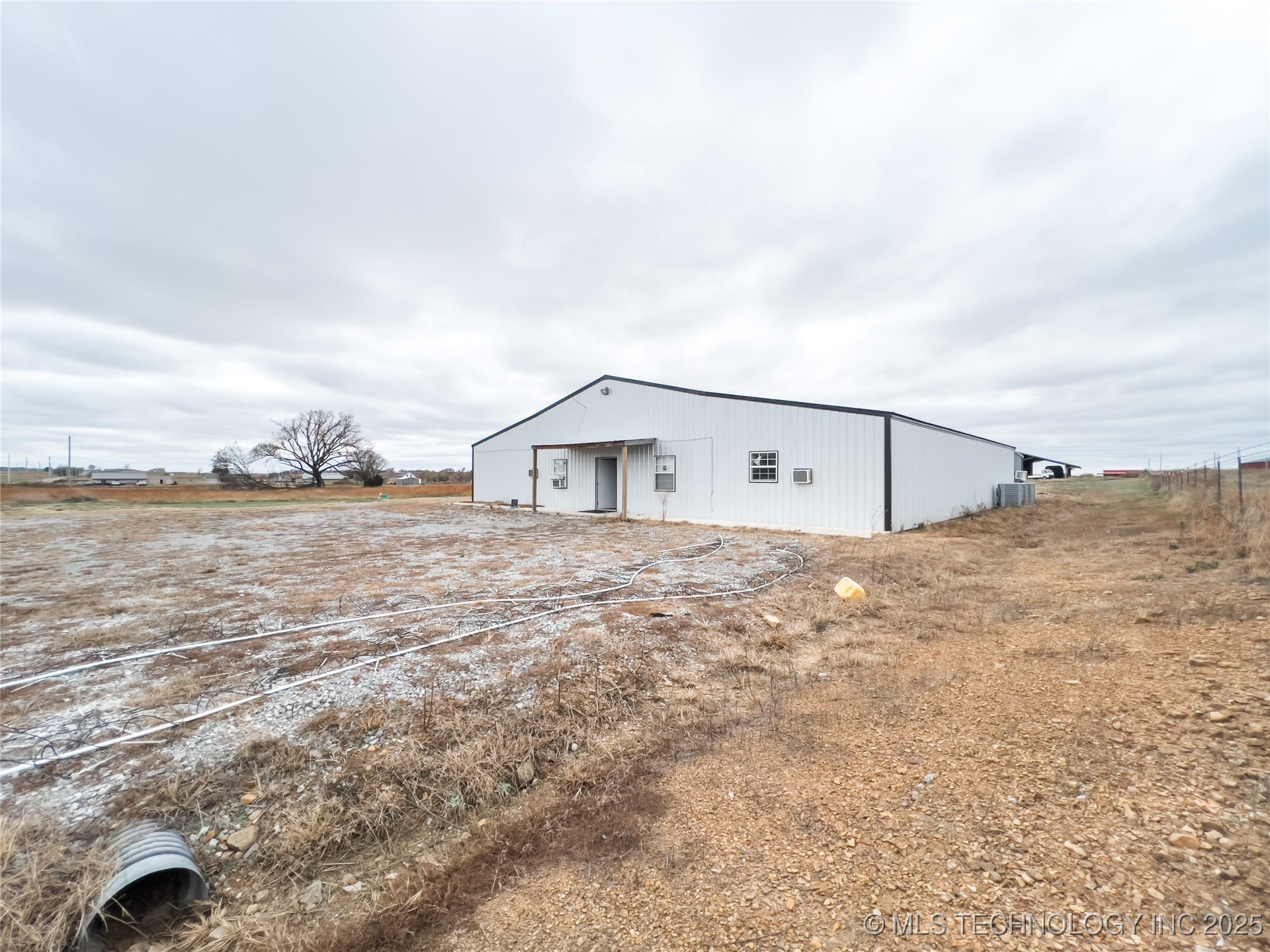 10190 S 426 Road Property Photo 2