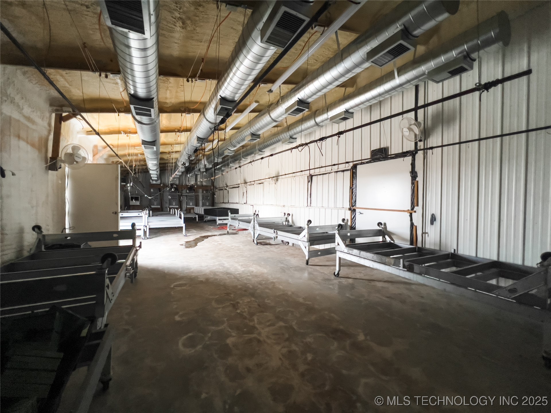 10190 S 426 Road Property Photo 16