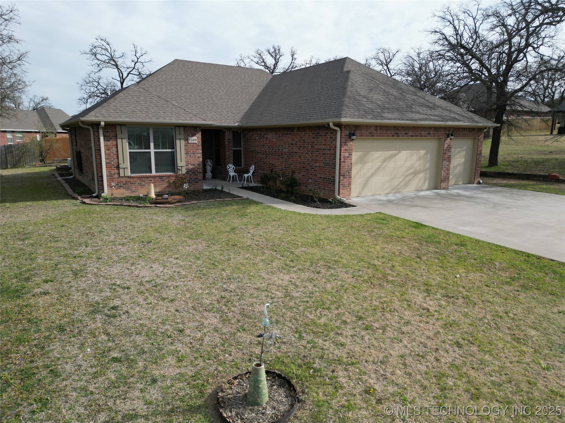 1109 Stone Creek Place Property Photo