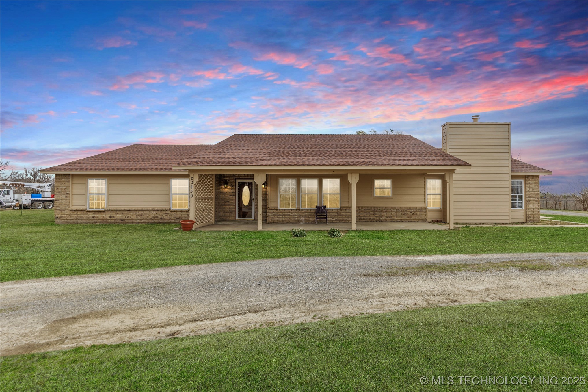 20430 E 580 Road Property Photo