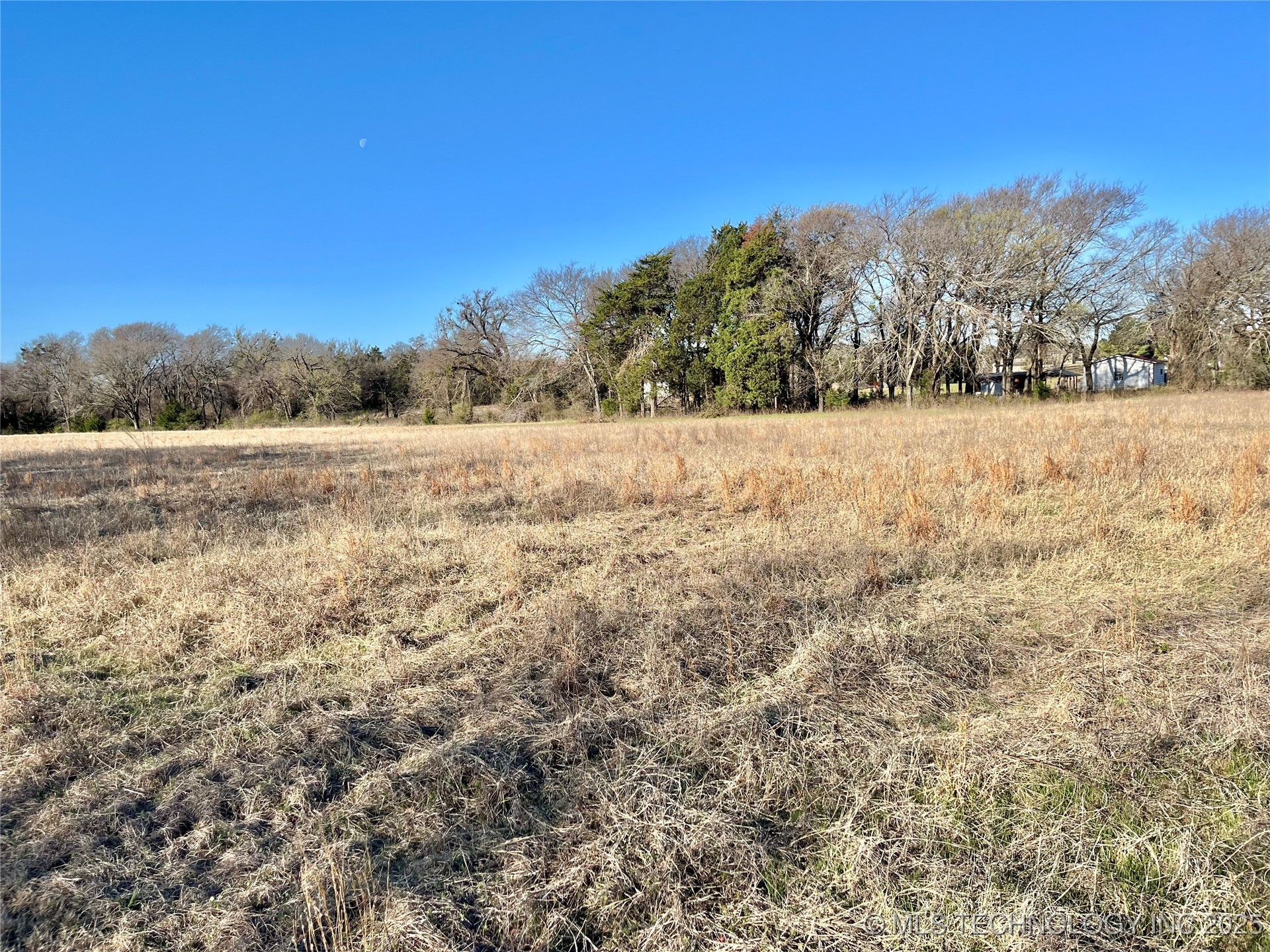 Scenic View Road Property Photo 2