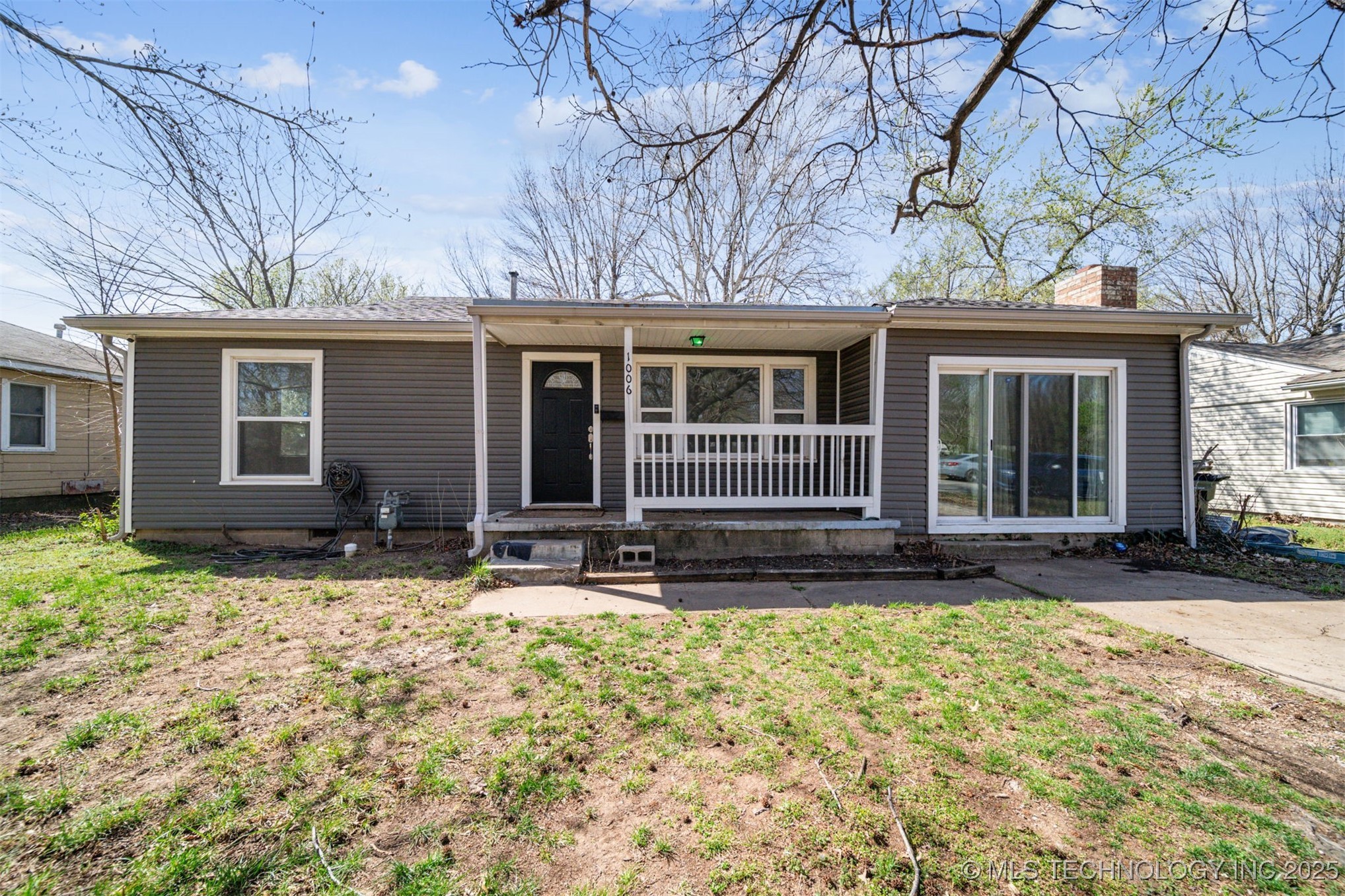 1006 S Russell Street Property Photo