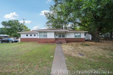 901 S Park Avenue Property Photo