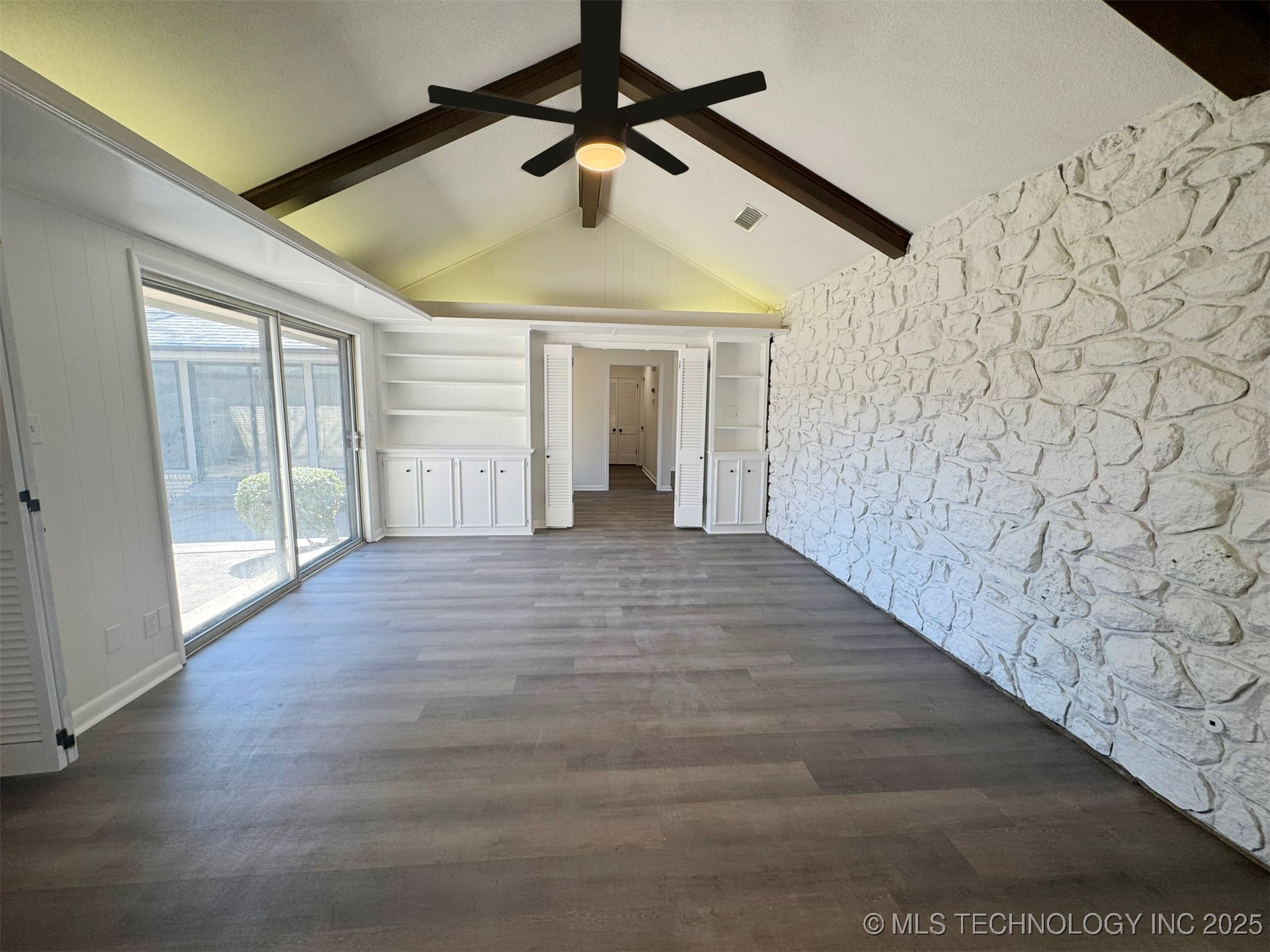 4760 S Irvington Avenue Property Photo 8