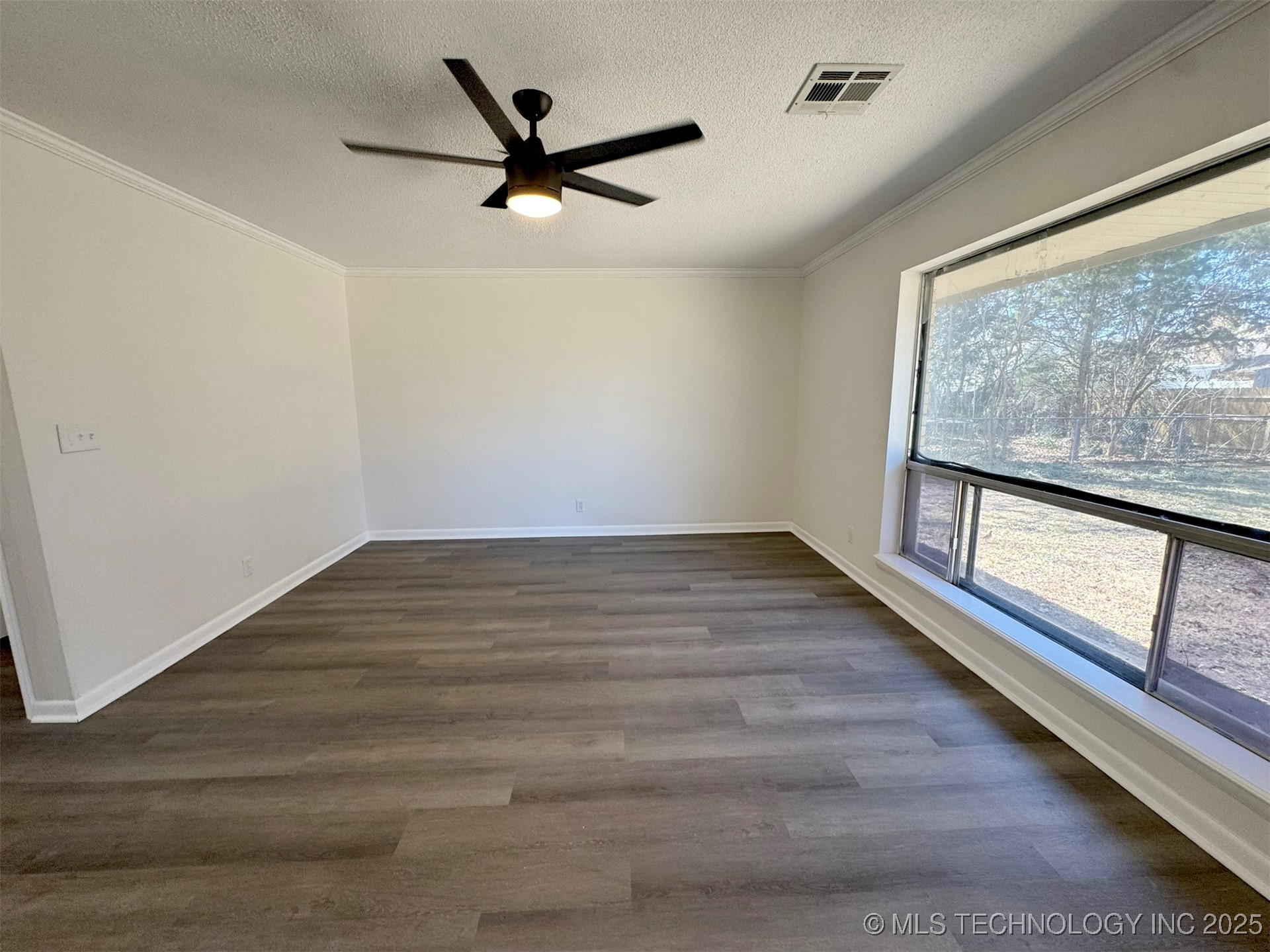 4760 S Irvington Avenue Property Photo 16