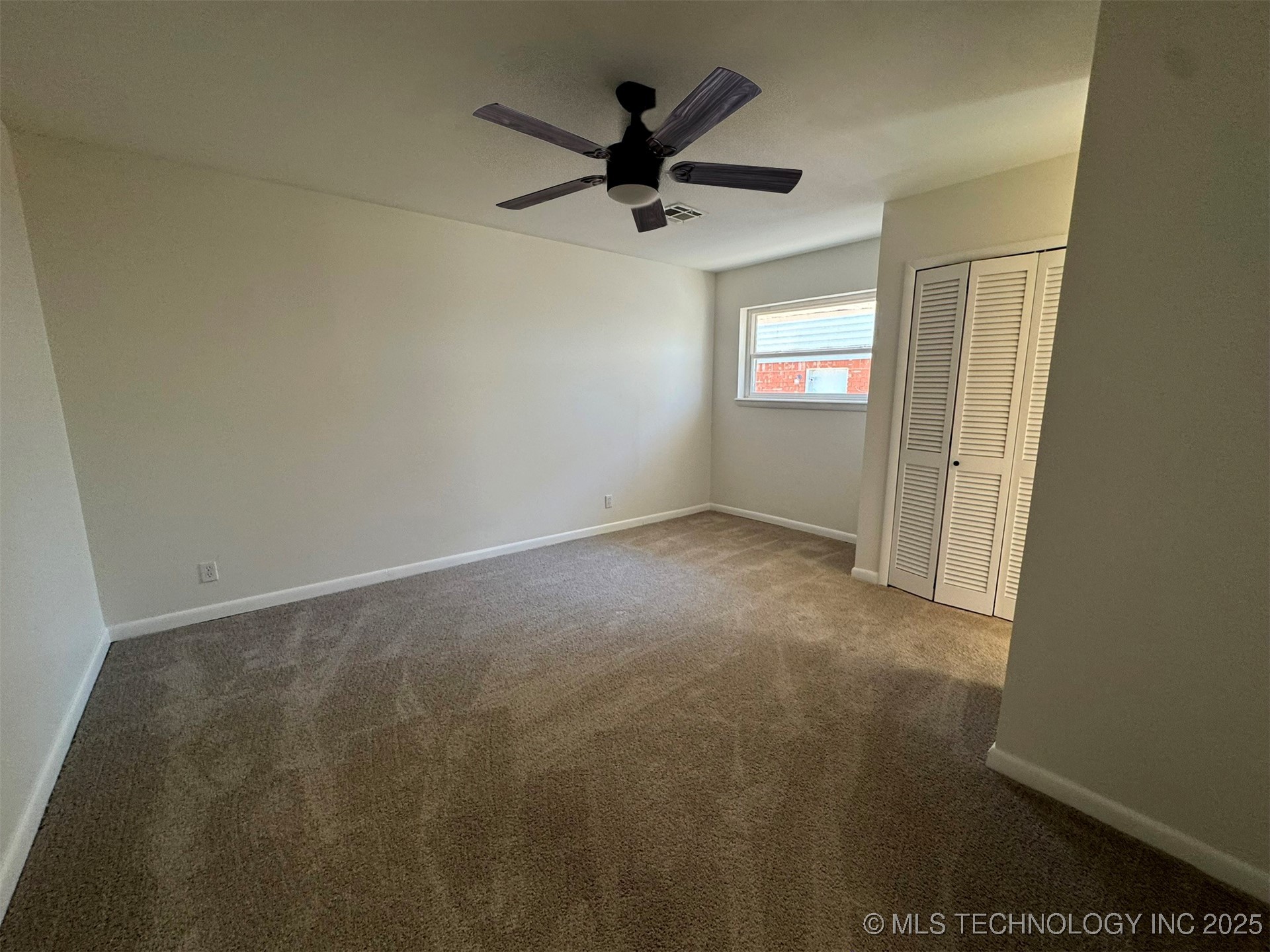 4760 S Irvington Avenue Property Photo 23