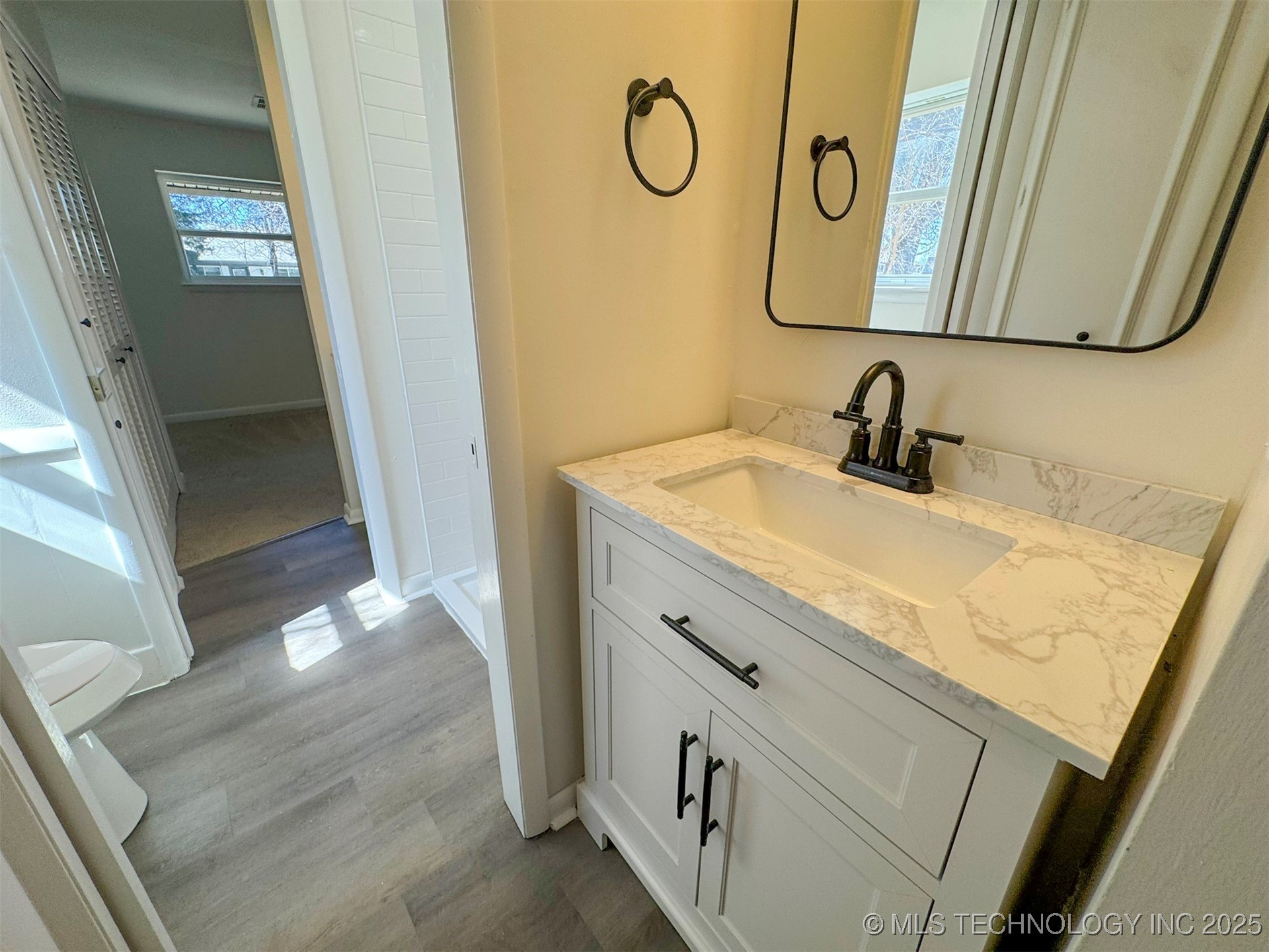 4760 S Irvington Avenue Property Photo 24