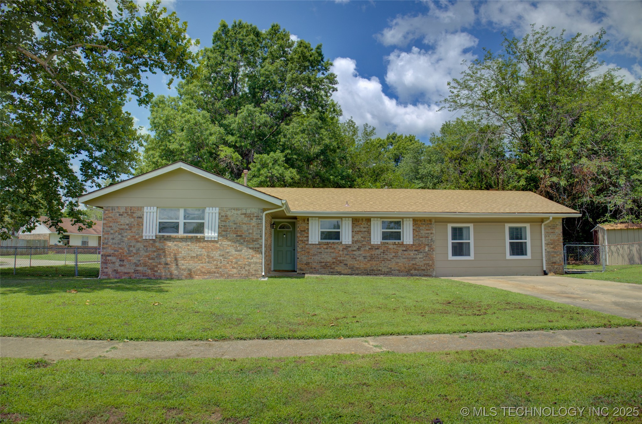 46 S 188th East Avenue Property Photo