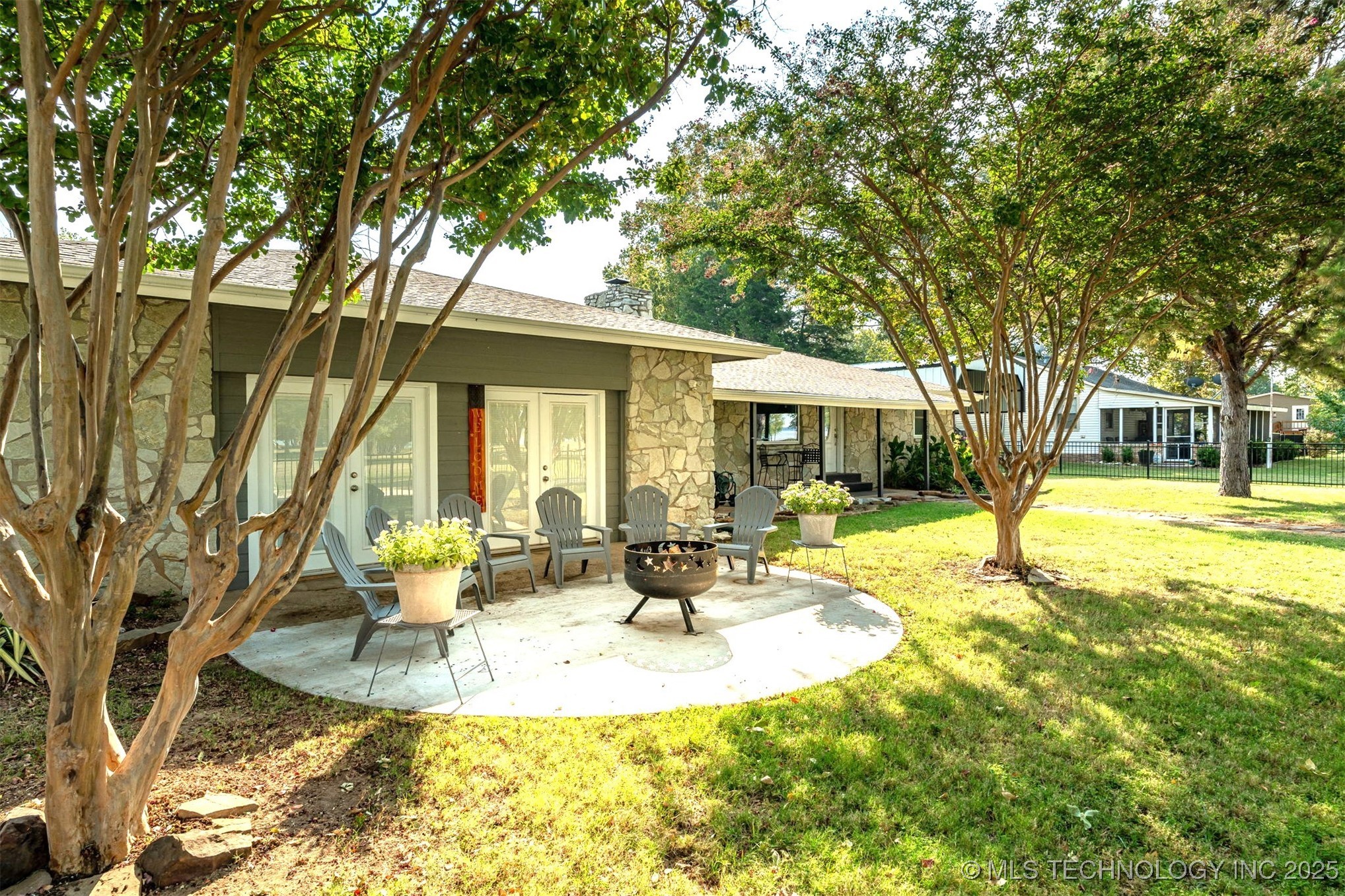 2828 Riverview Road Property Photo