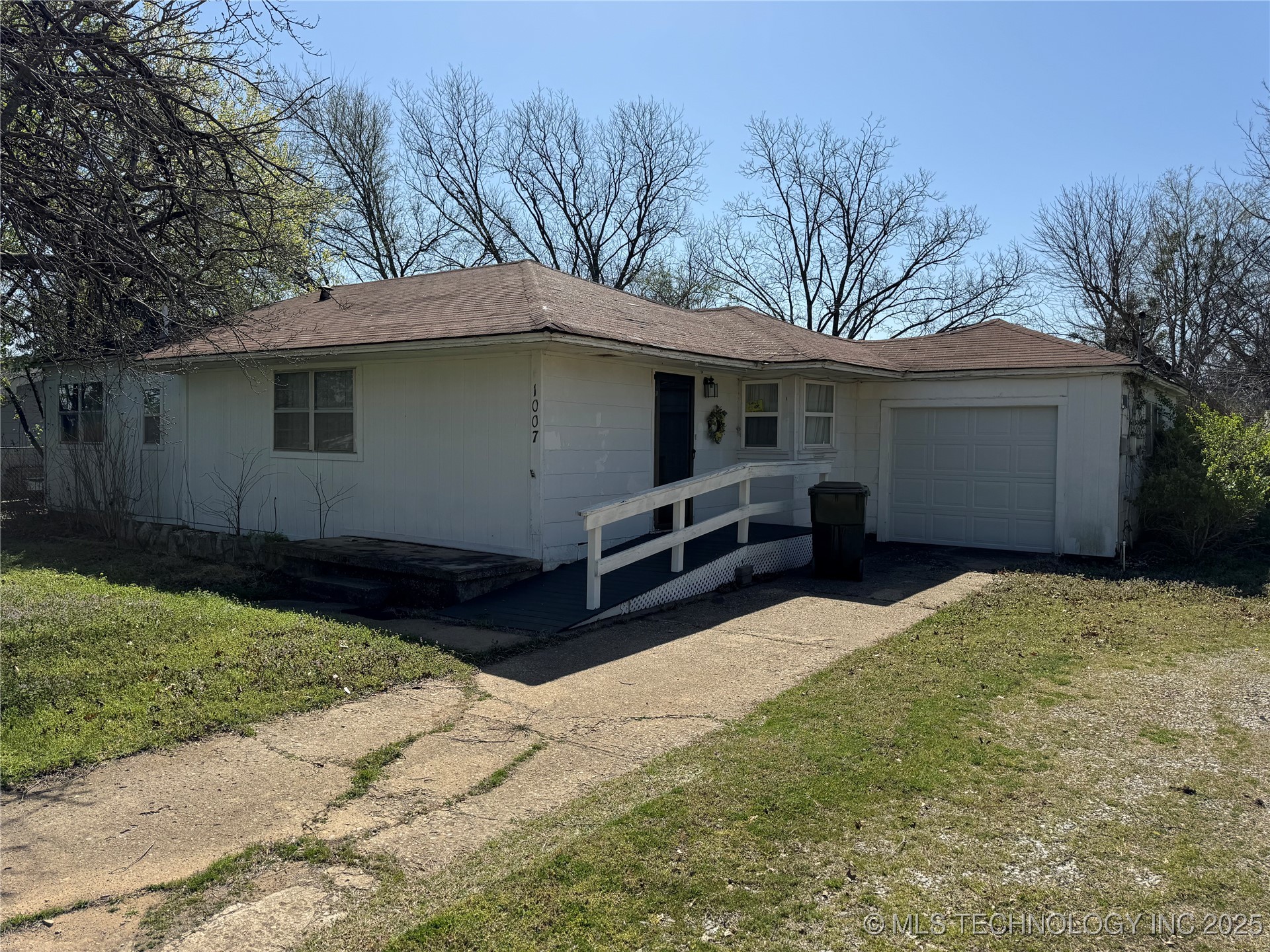 1007 Lincoln Street Property Photo