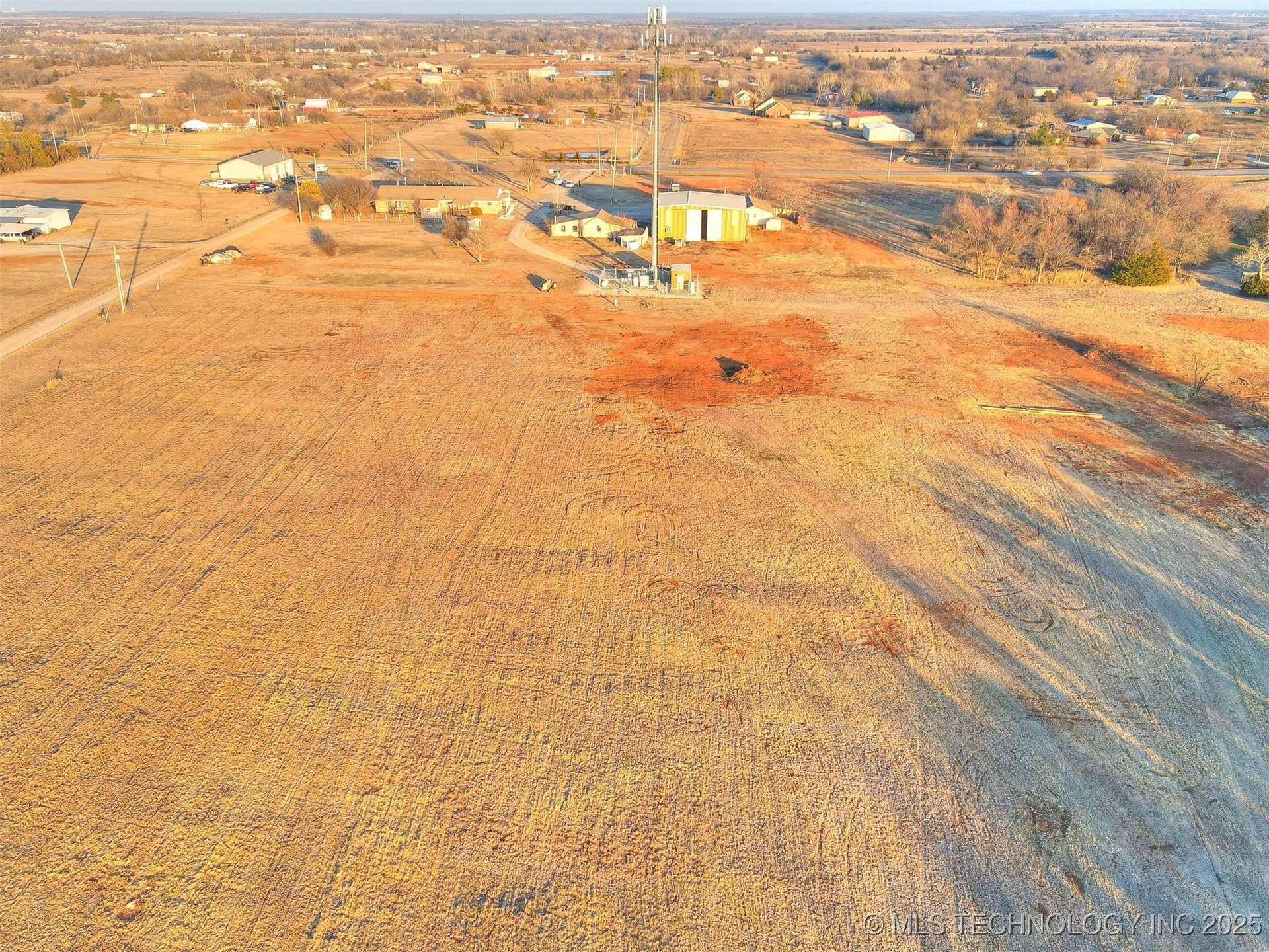 11117 S Sunnylane Road Property Photo 3