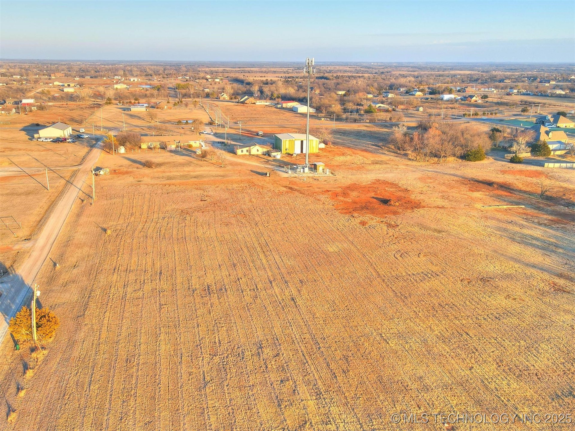 11117 S Sunnylane Road Property Photo 5