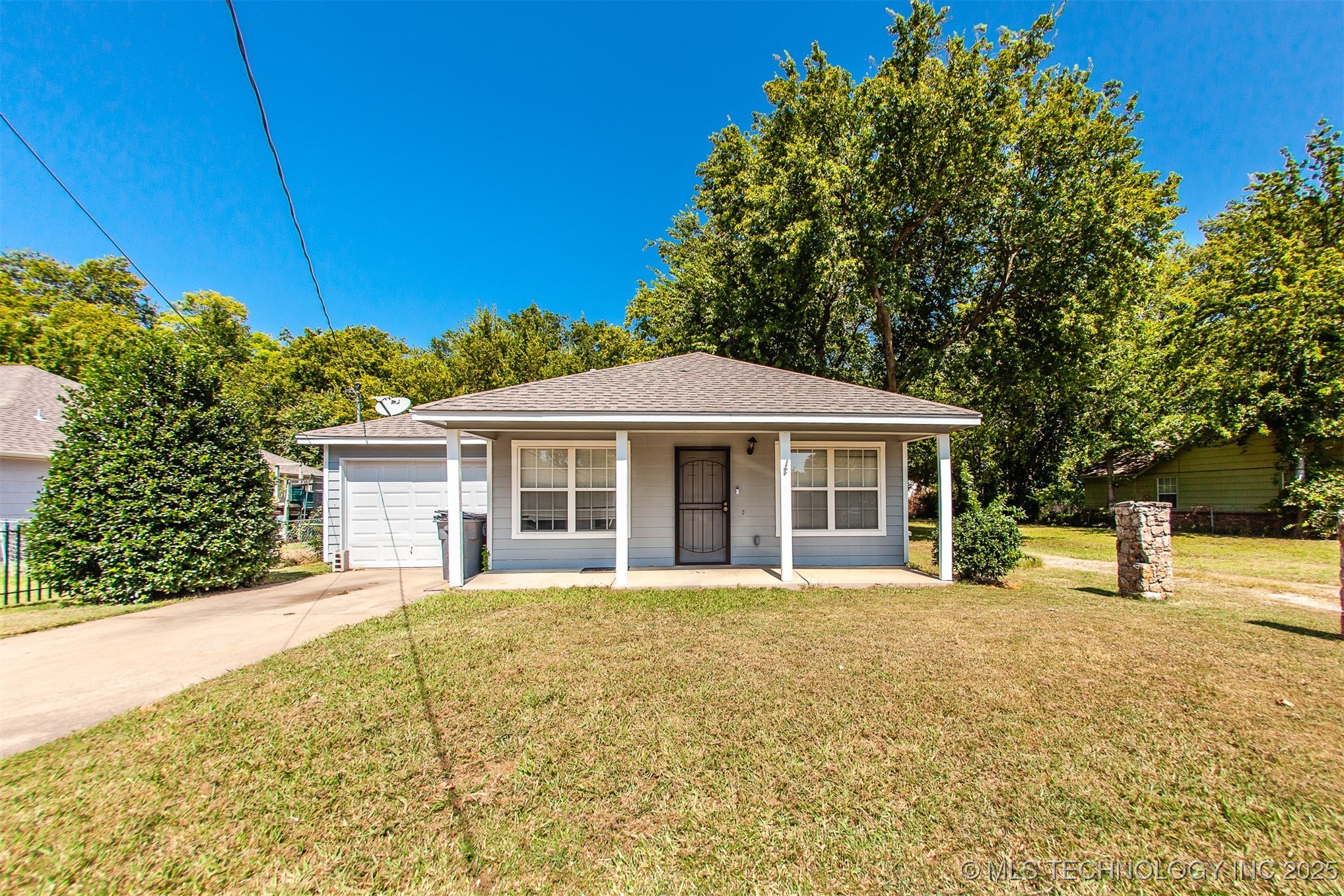 757 E Seminole Street Property Photo