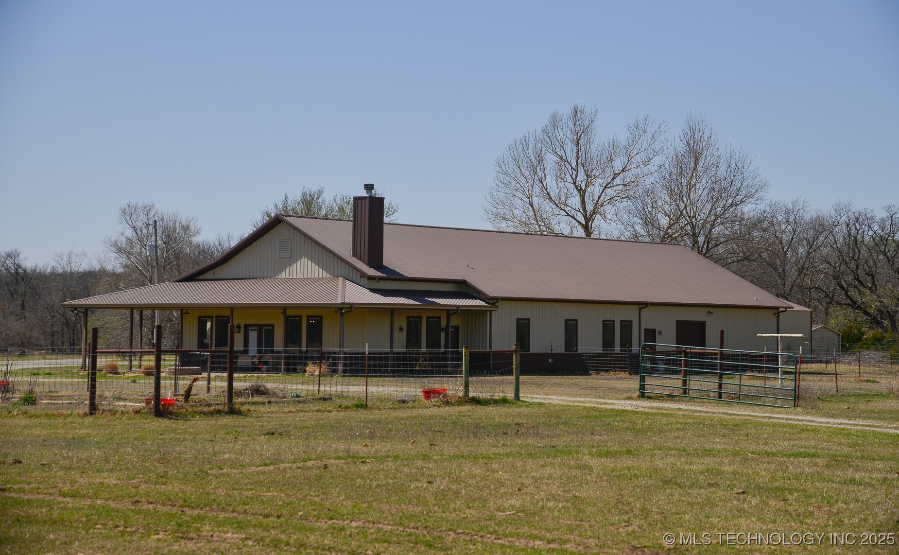 358653 E 5700 Road Property Photo