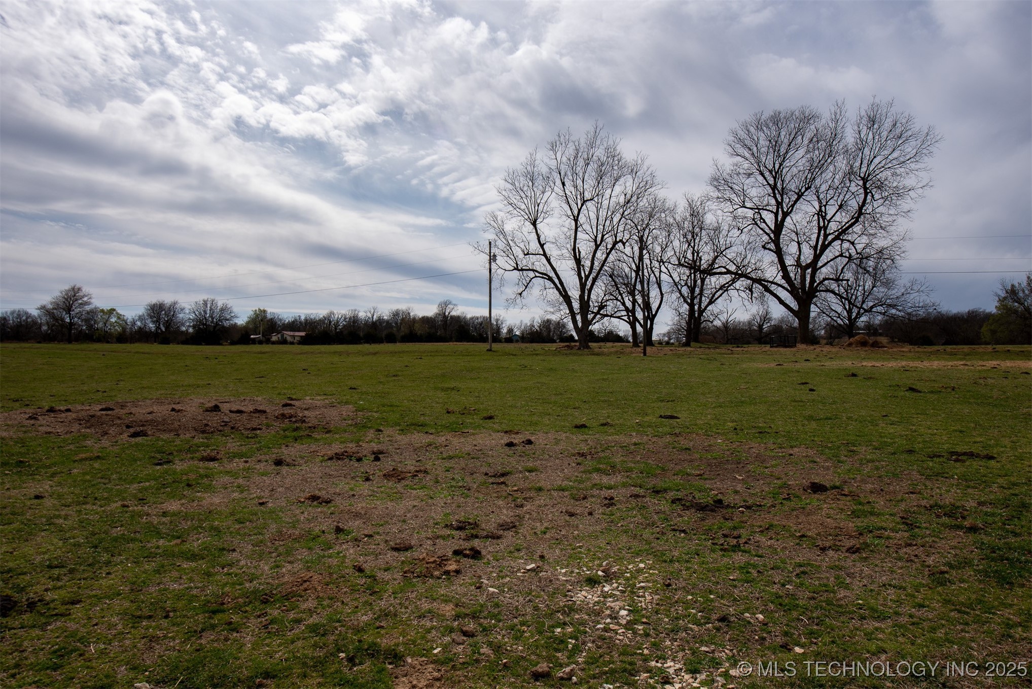 690 Road Property Photo 15