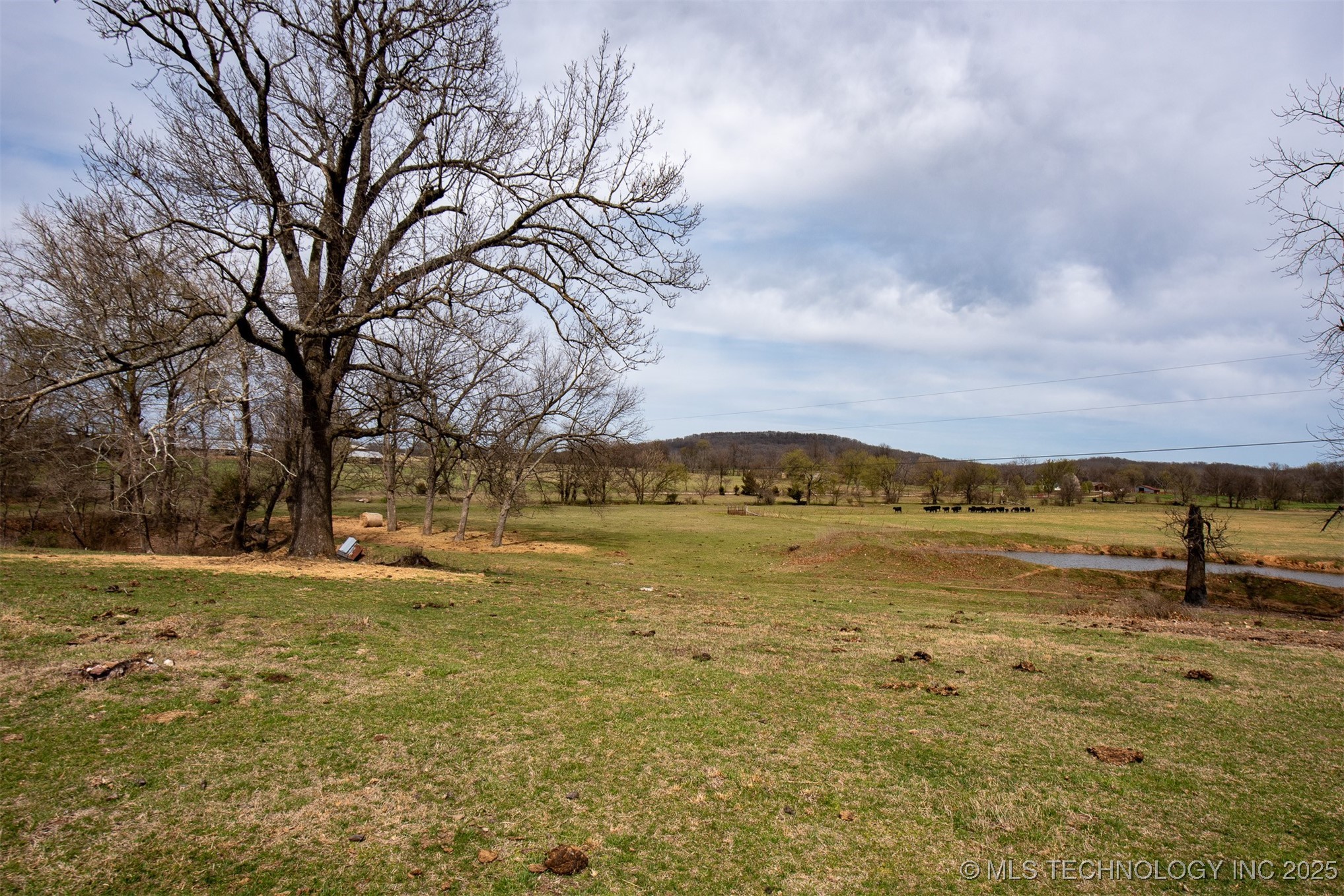 690 Road Property Photo 16