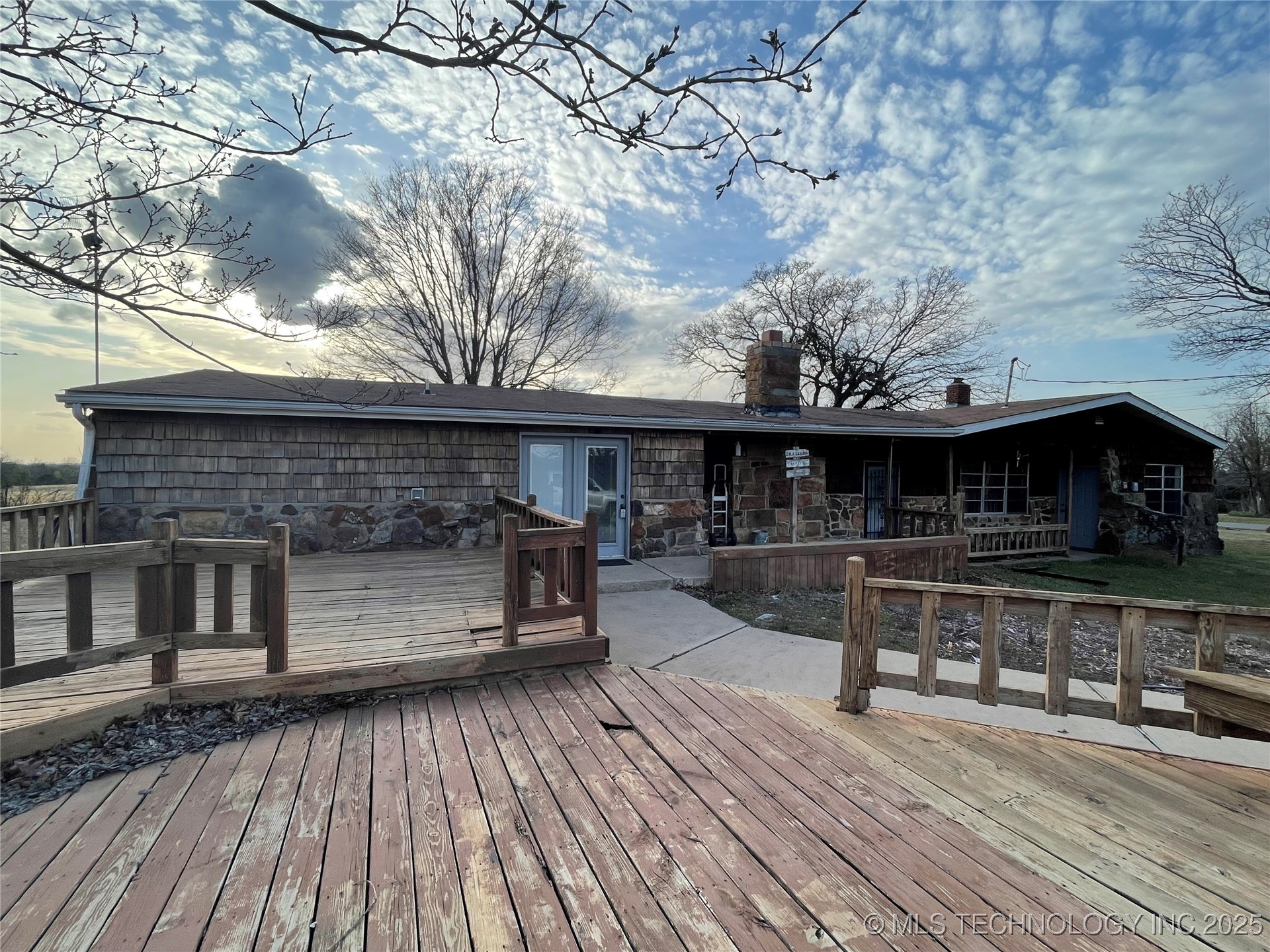 452428 E 970 Road Property Photo