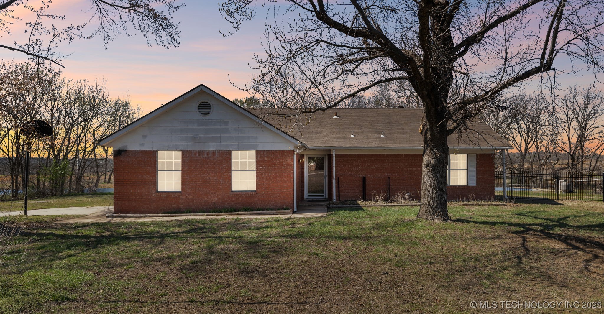 22506 S Pony Lake Drive Property Photo