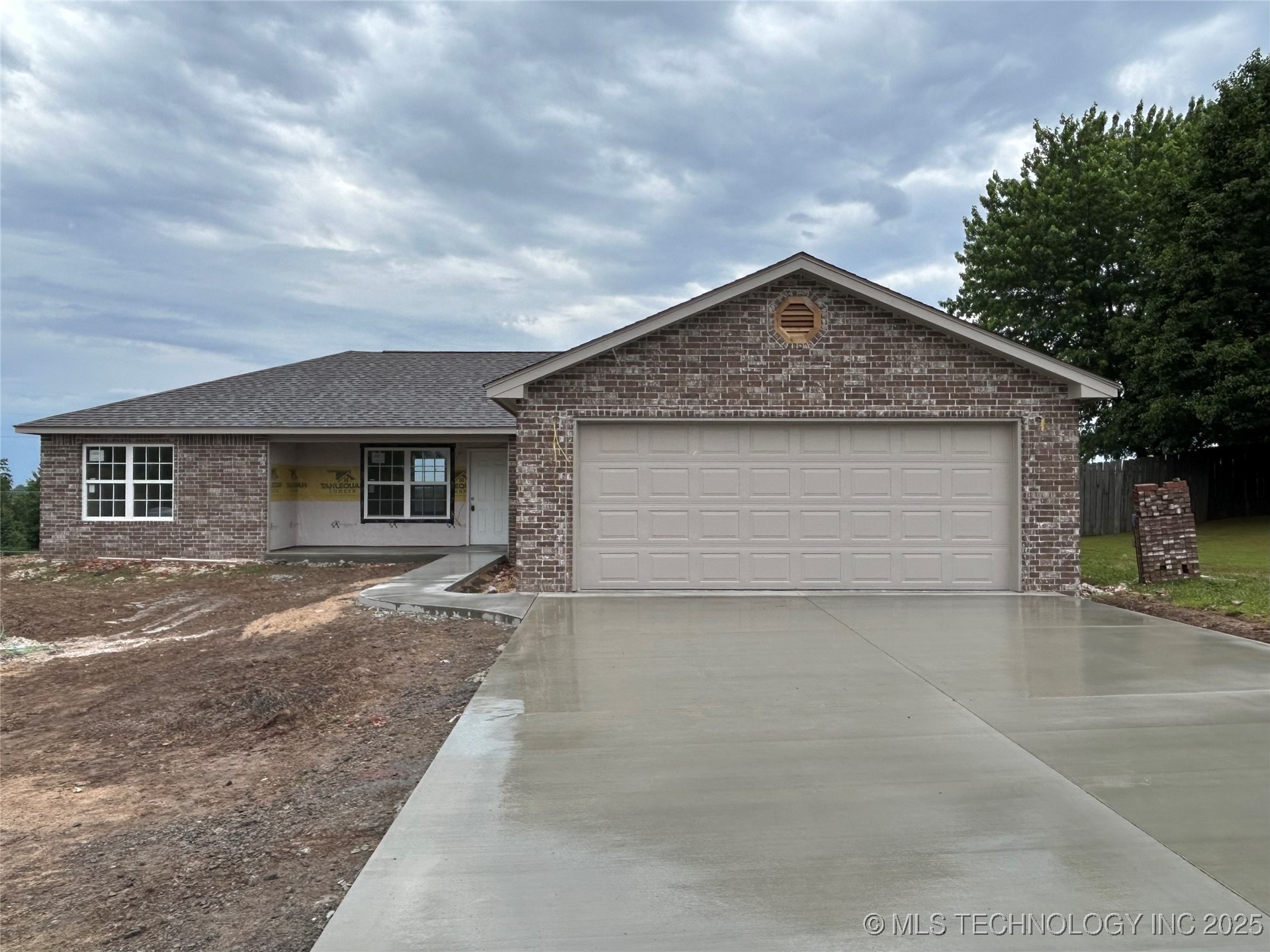 14879 N Trent Street Property Photo 1