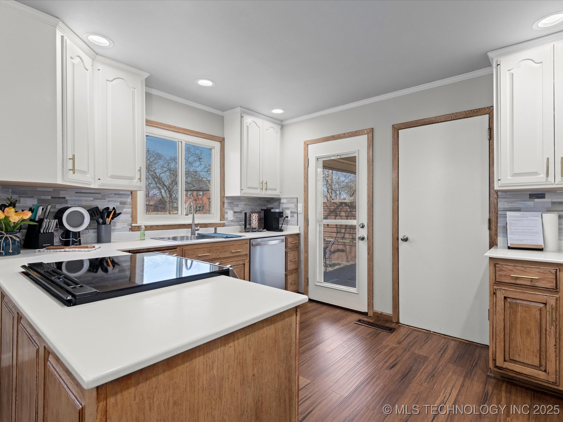1321 Rockdale Road Property Photo 8