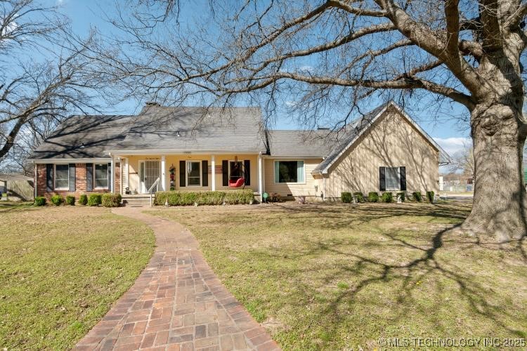 108 S Bettes Avenue Property Photo