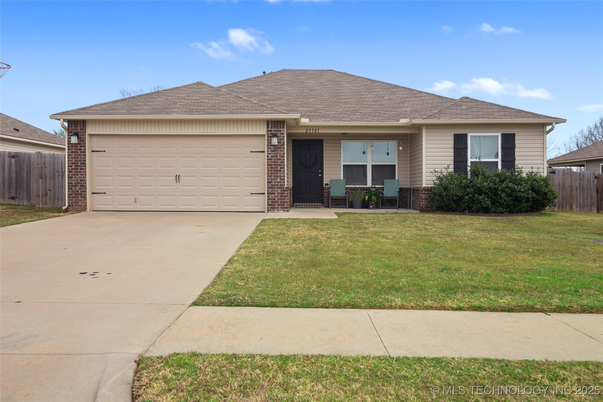 23381 S Donna Lane Property Photo