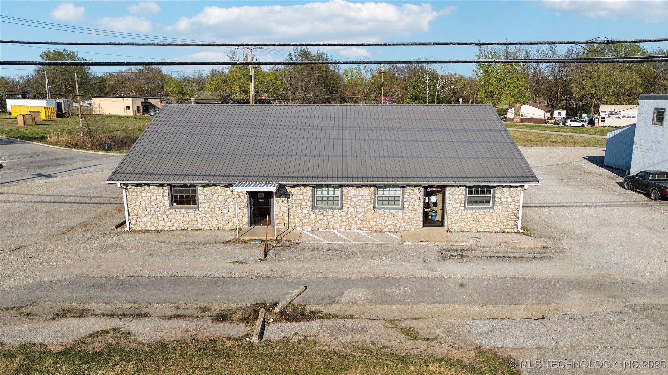 12127 S State Highway 51 Highway Property Photo