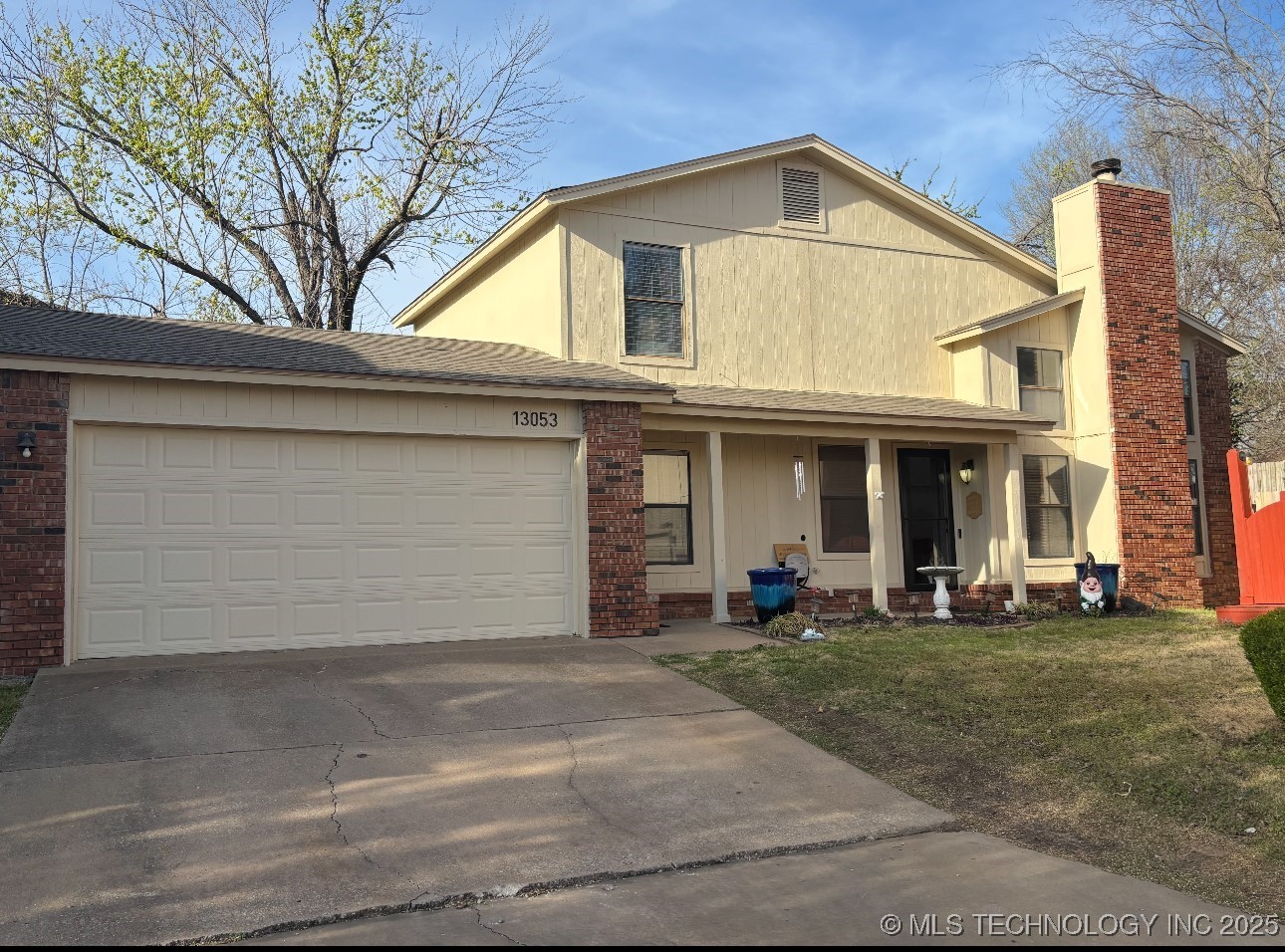 13053 E 28th Place Property Photo