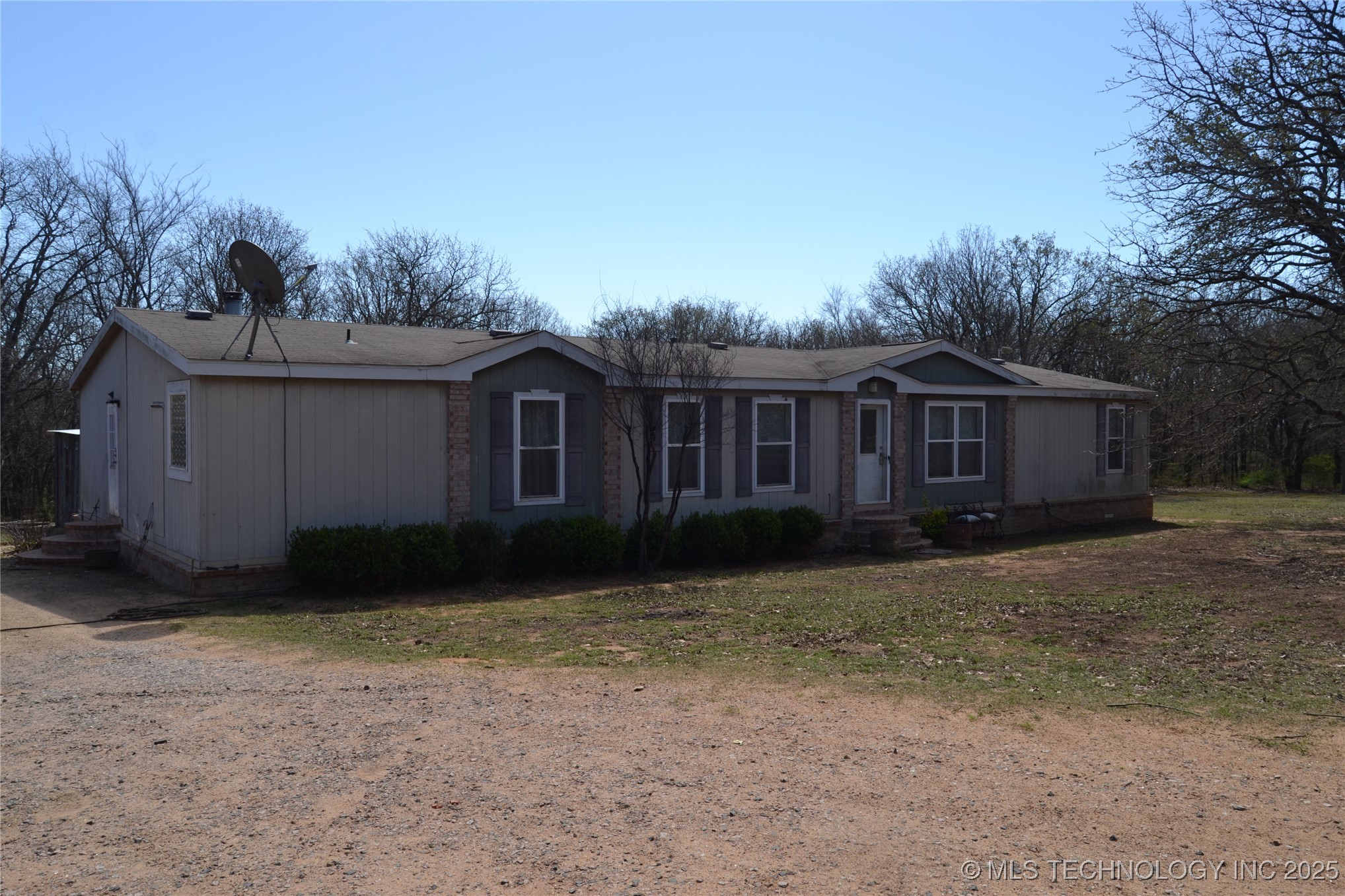 17414 Bridgeview Road Property Photo