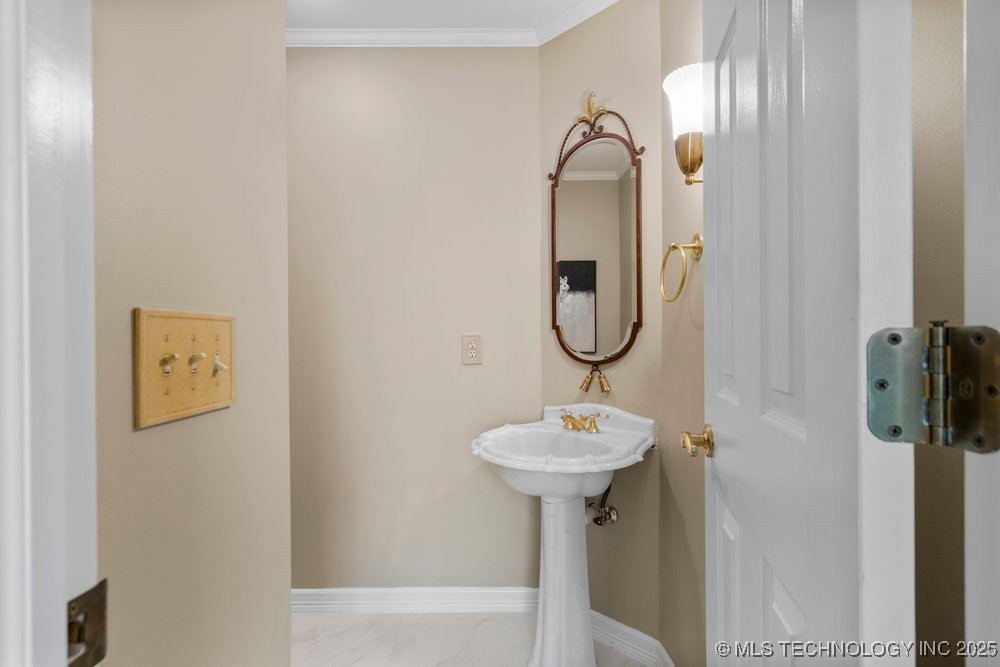 4204 E 97th Street Property Photo 34