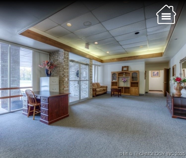 500 Lou Allard Drive Property Photo