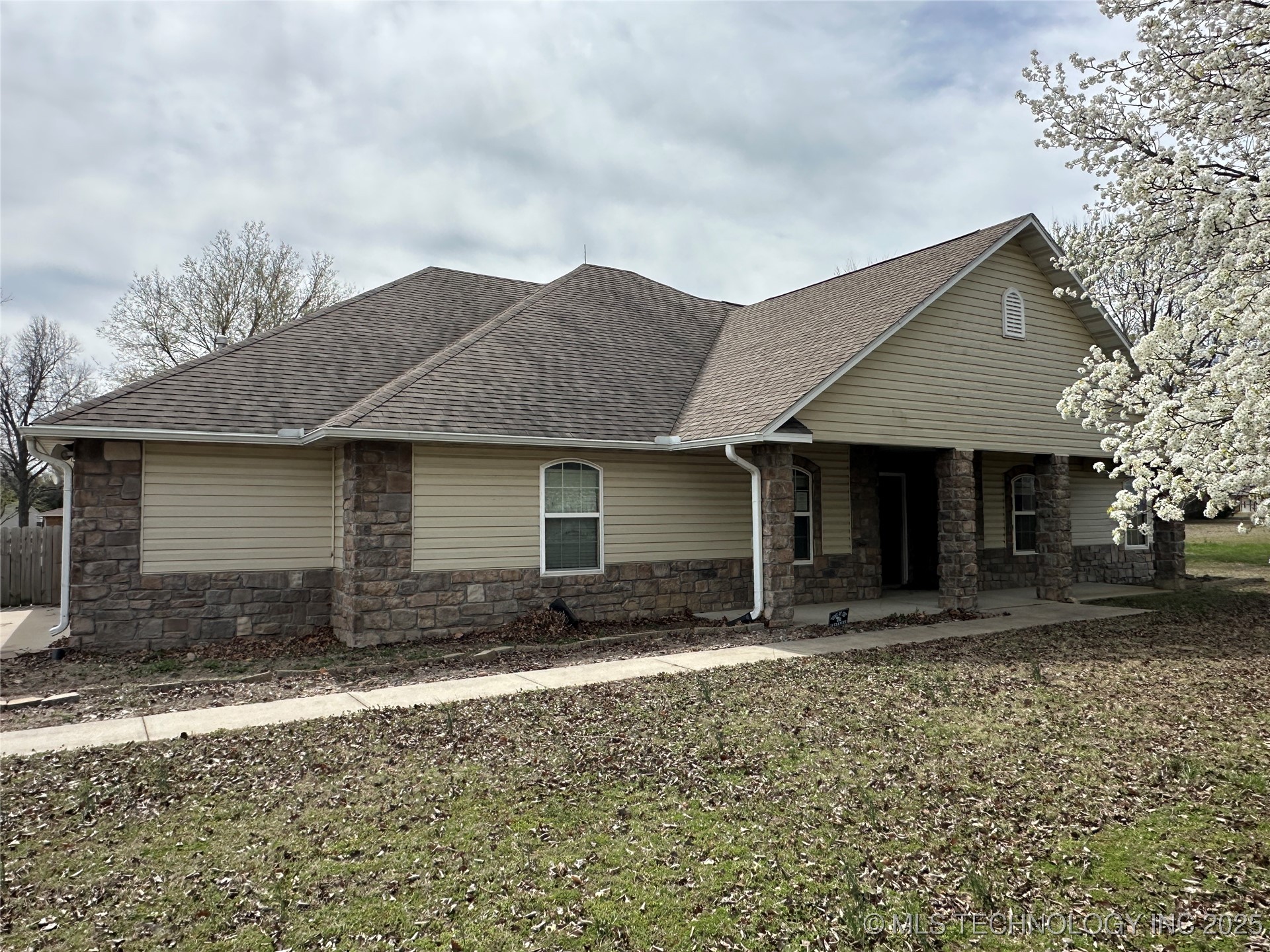 Montgomery County Real Estate Listings Main Image