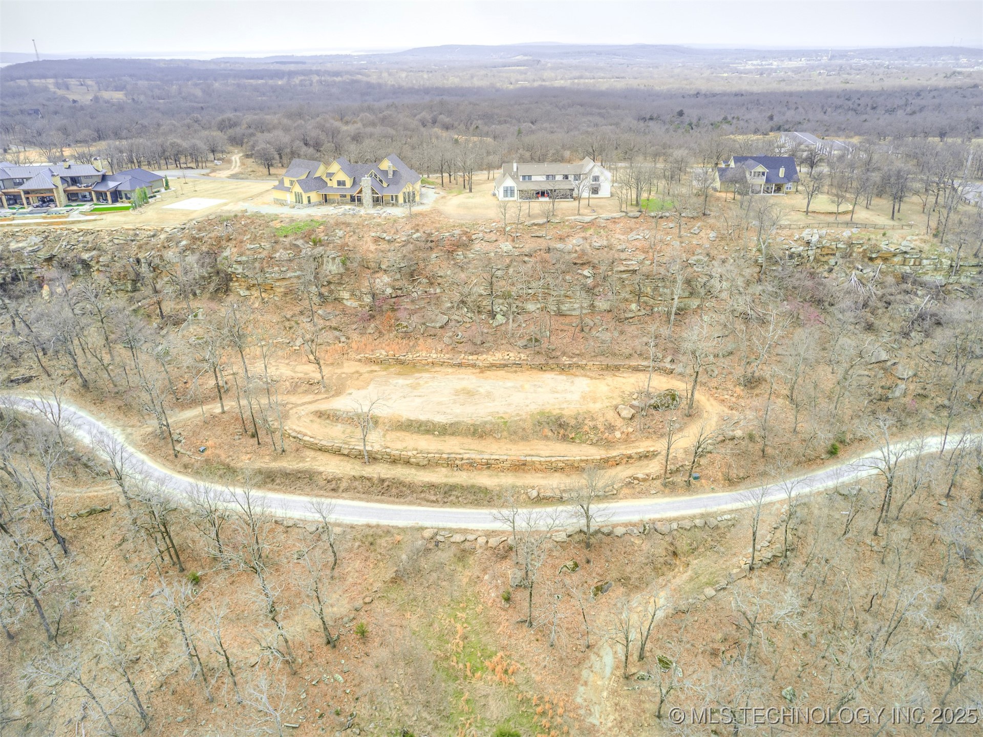 315 Stone Ridge Property Photo