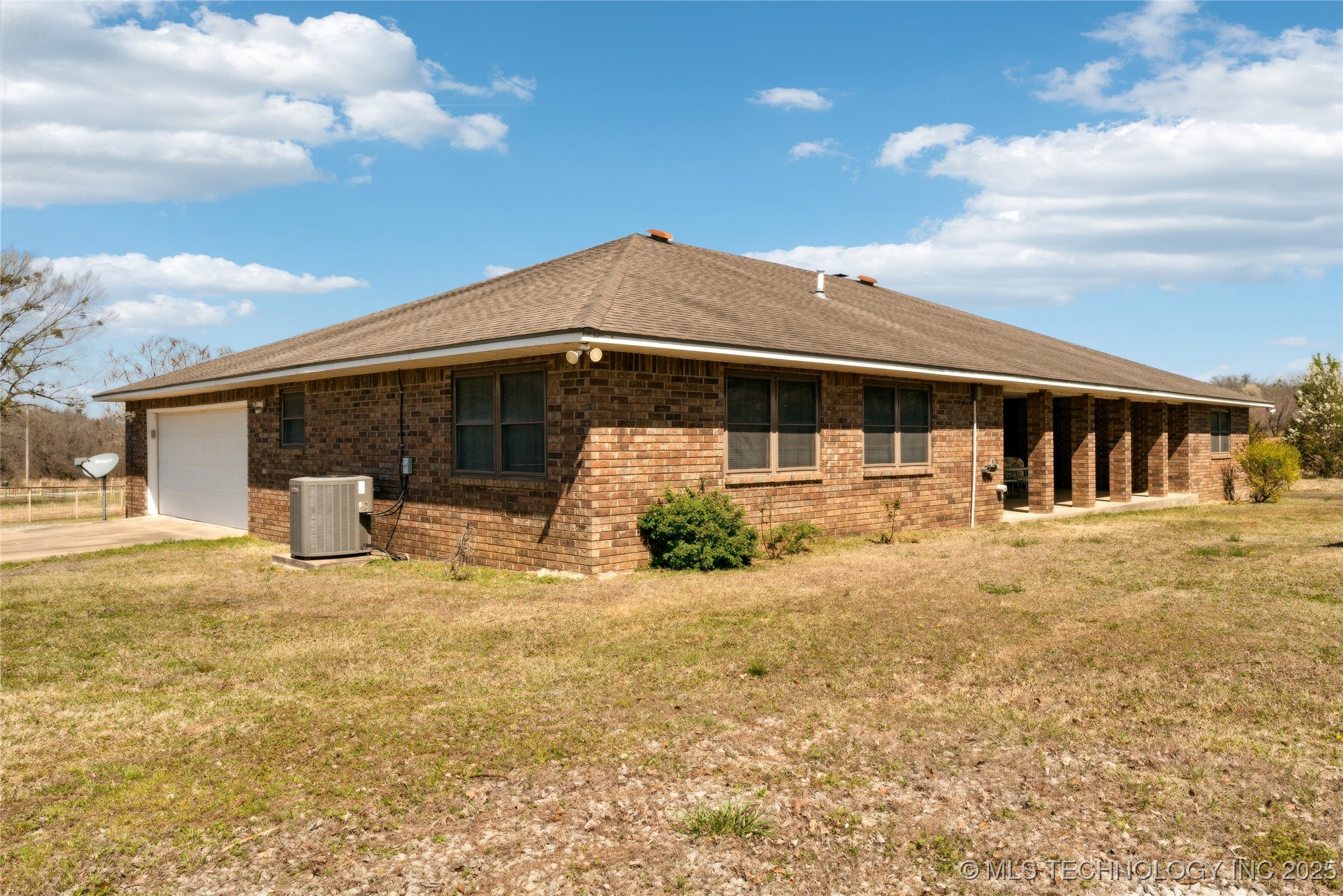 643 Drewyer Road Property Photo 3