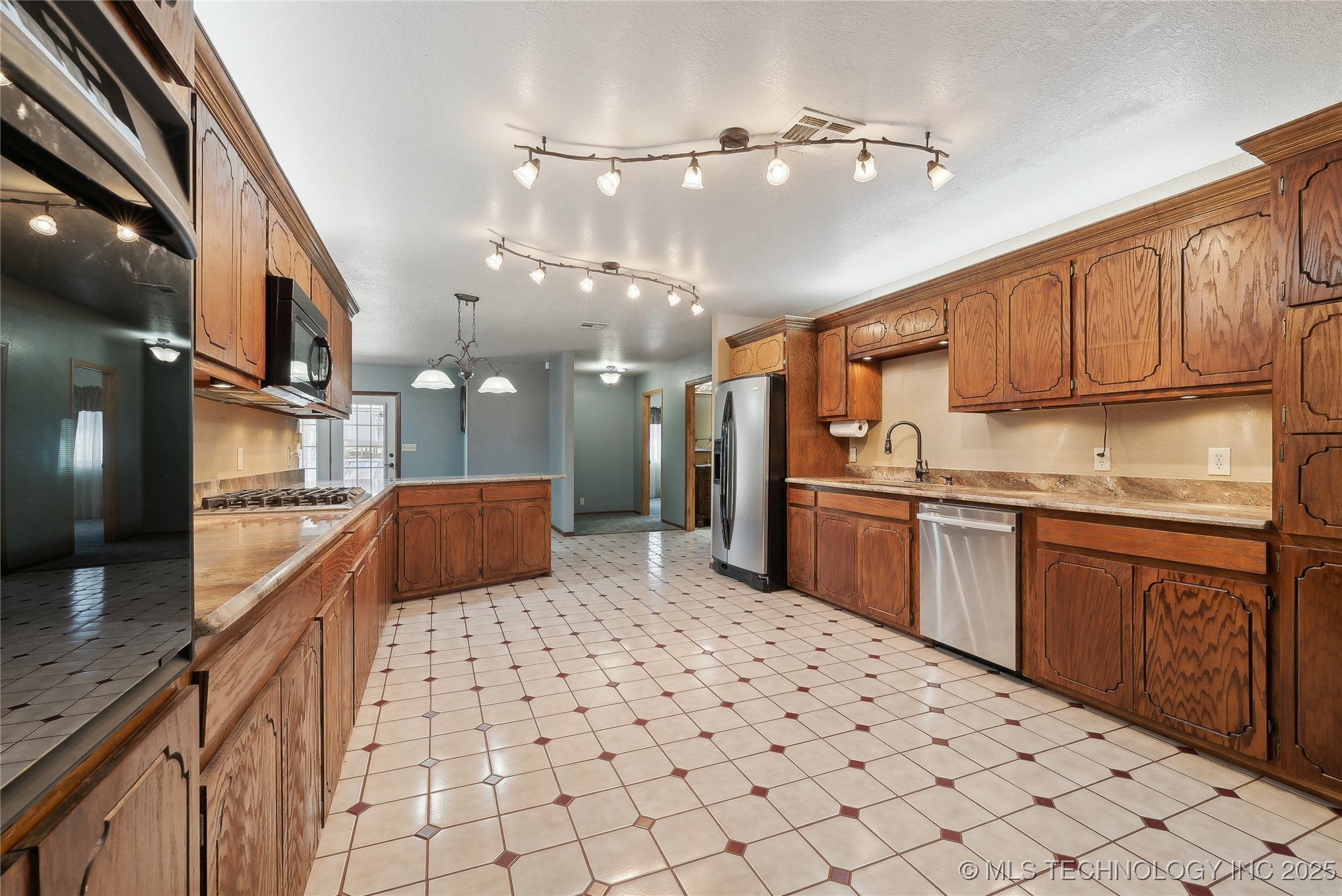 643 Drewyer Road Property Photo 13