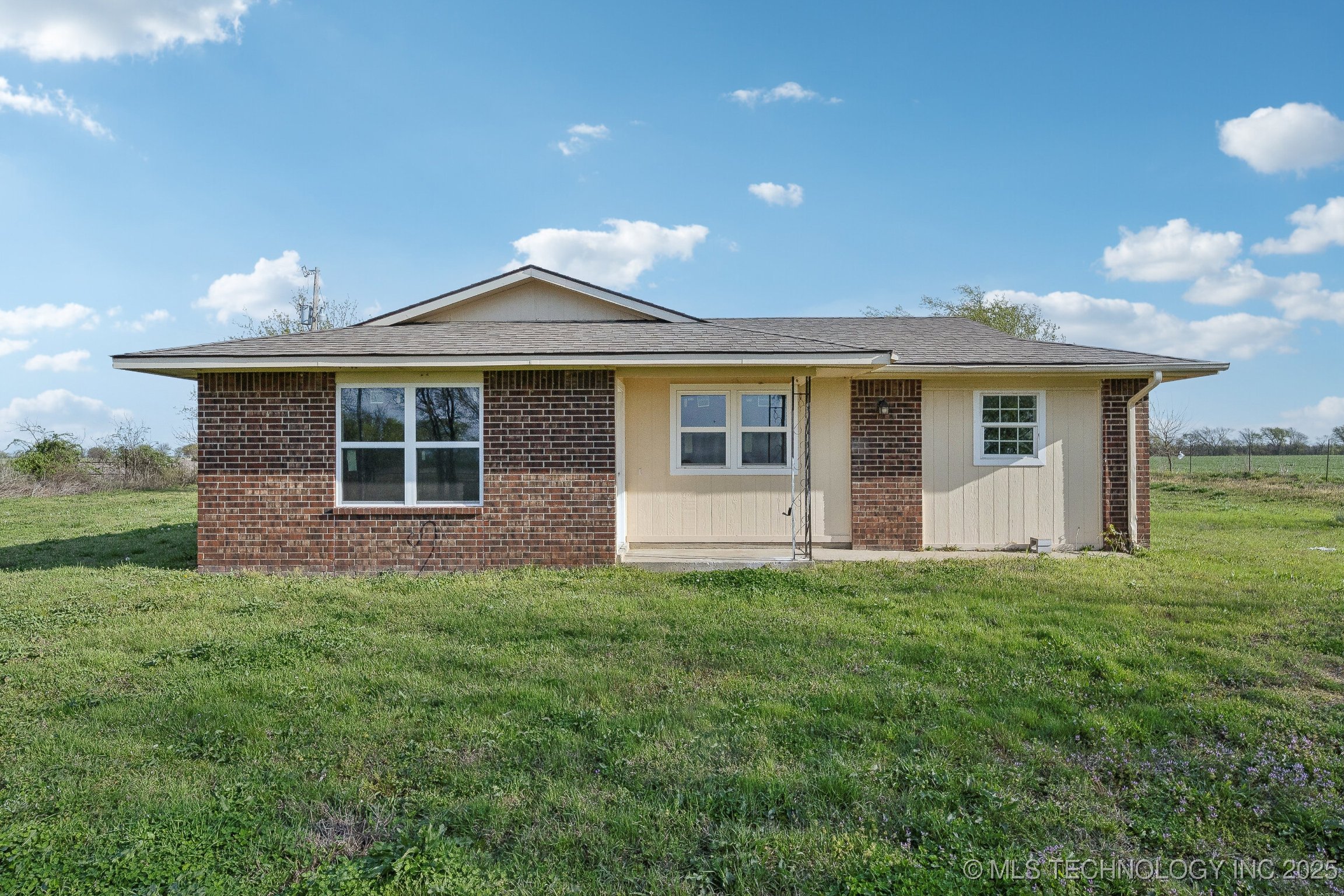 20245 Bald Hill Road Property Photo
