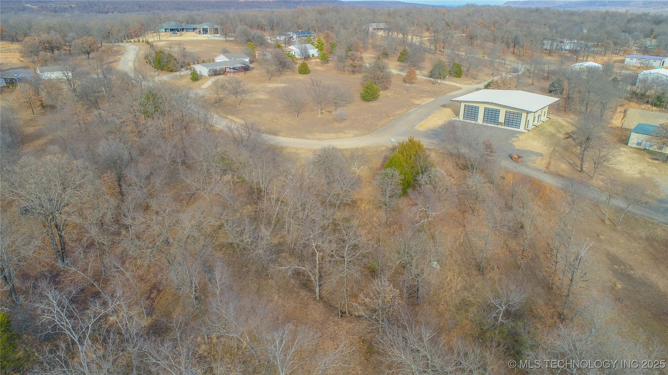 23 Duchess Creek Drive Property Photo 9