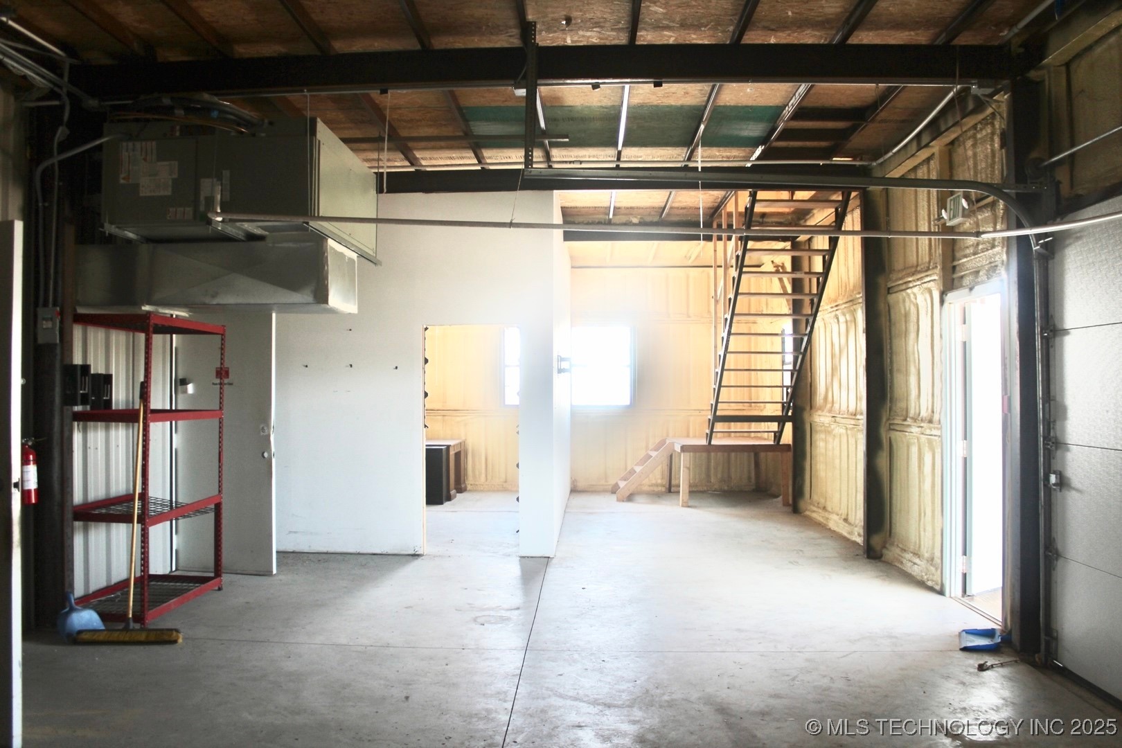 919 Bussell Ridge Road Property Photo 13