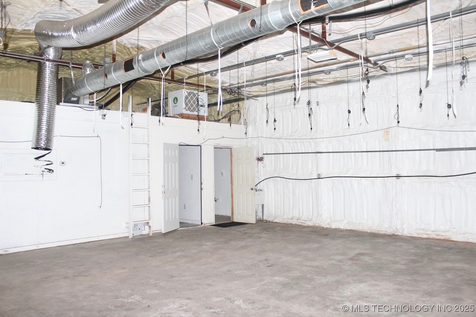 919 Bussell Ridge Road Property Photo 26