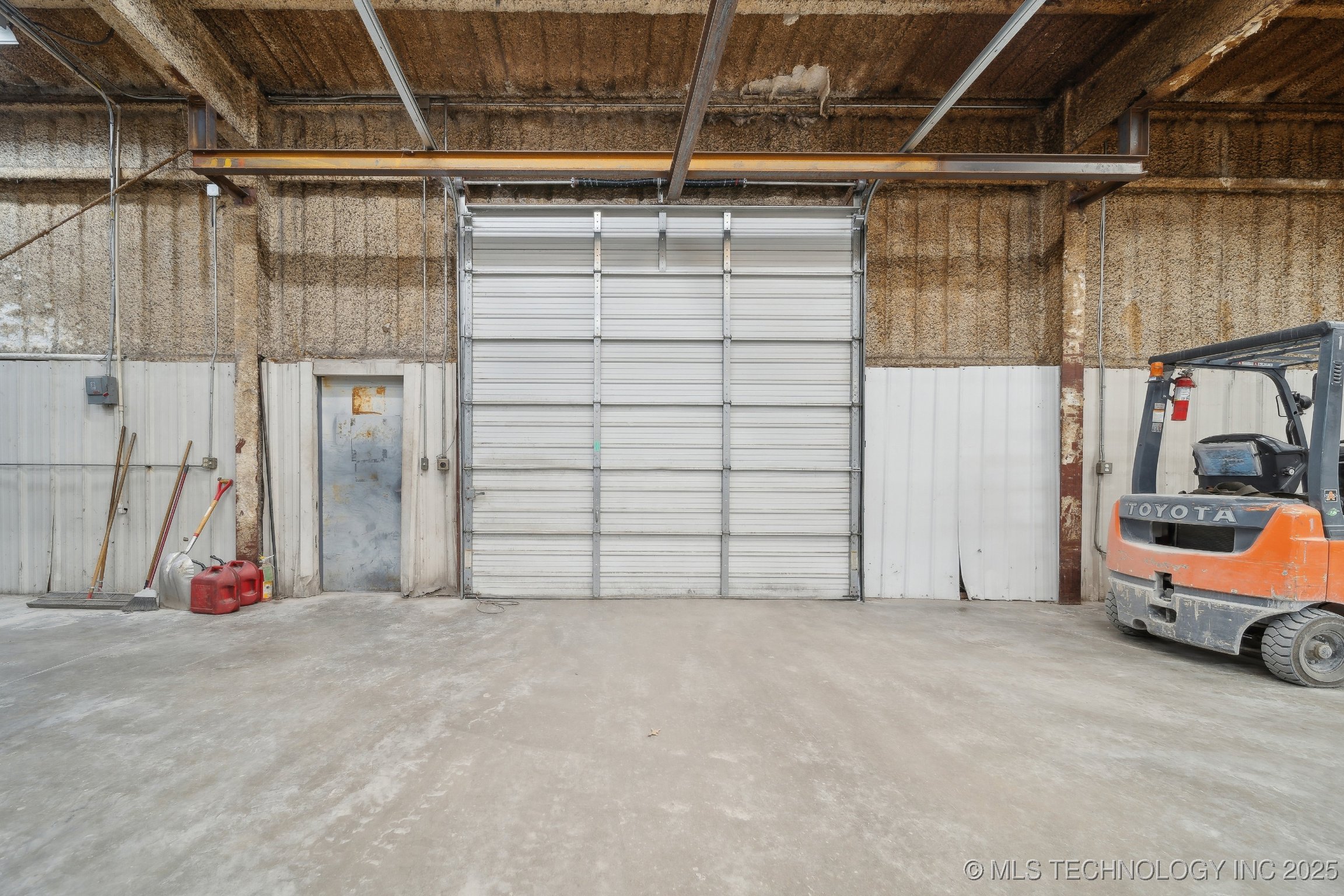 4201 N Wood Drive Property Photo 28