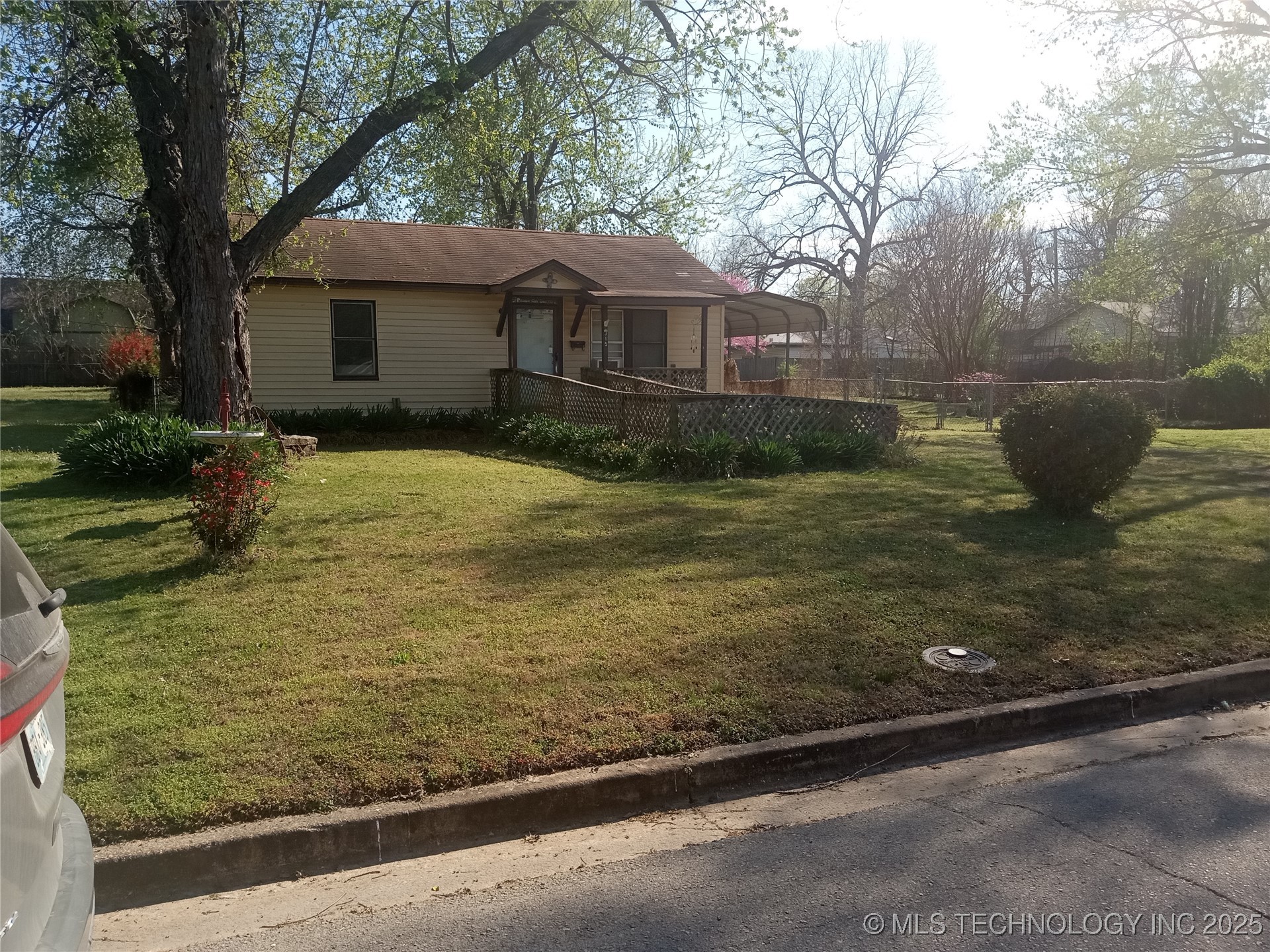 315 E Greeley Street Property Photo 1