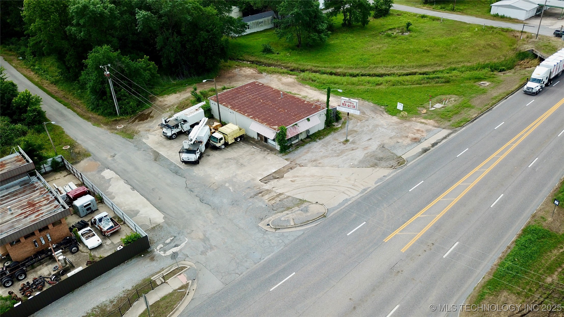 00 Us Hwy 69 Property Photo 1